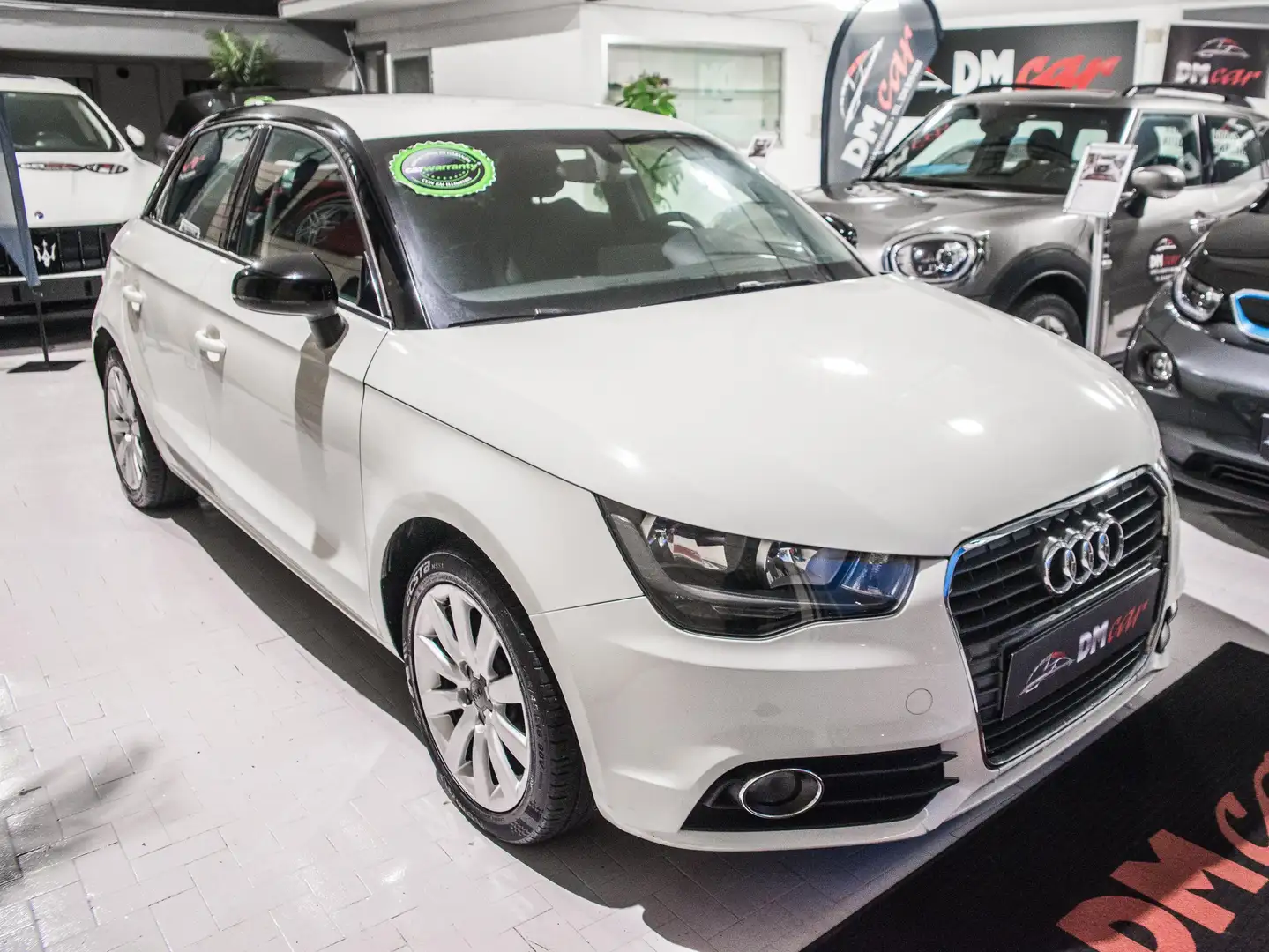 Audi A1 SPORTBACK 1.6 tdi AMBITION S-tronic AUTOMATICO Bianco - 1