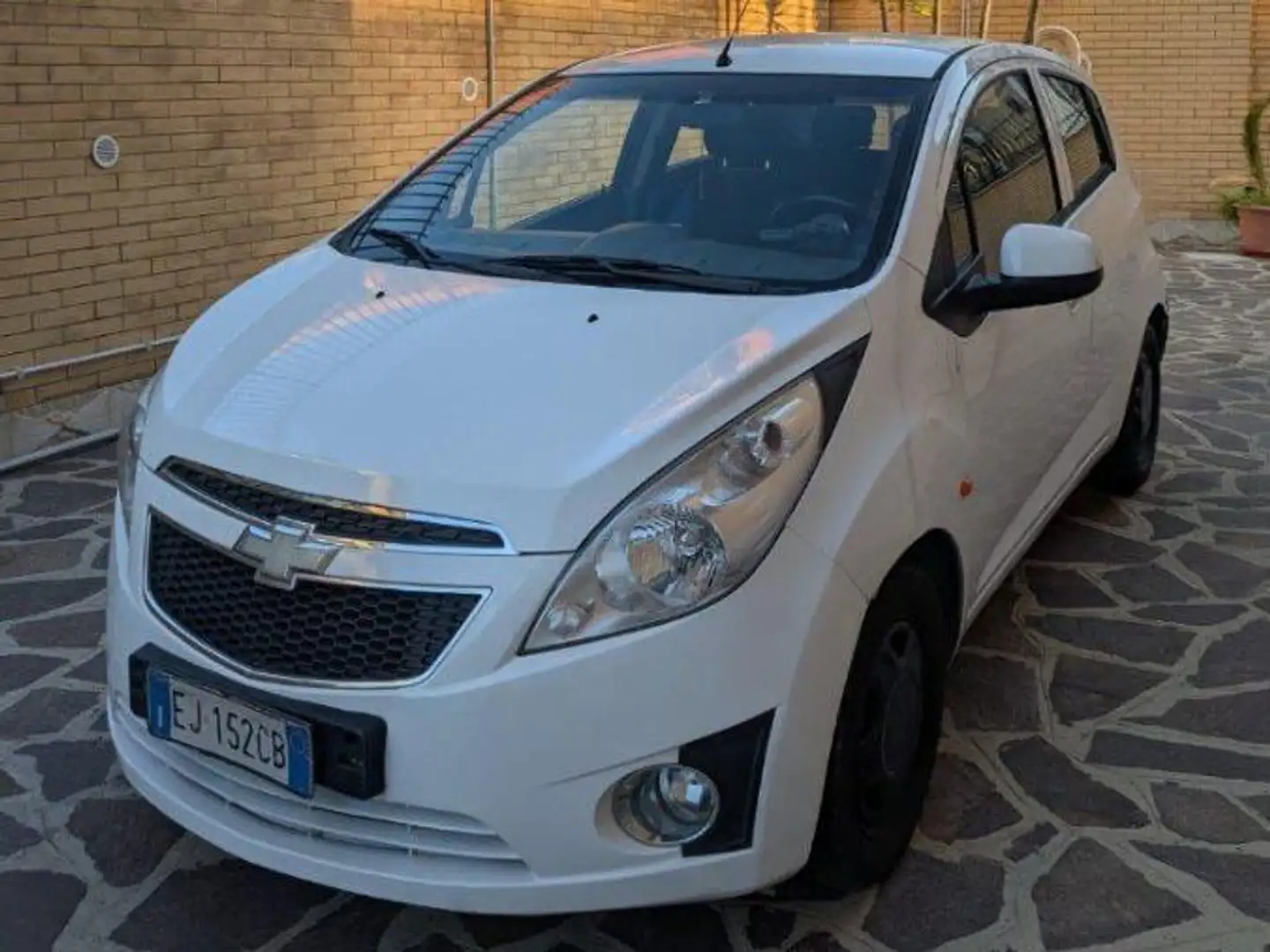 Chevrolet Spark Spark 1.0 ecologic Gpl Bianco - 1