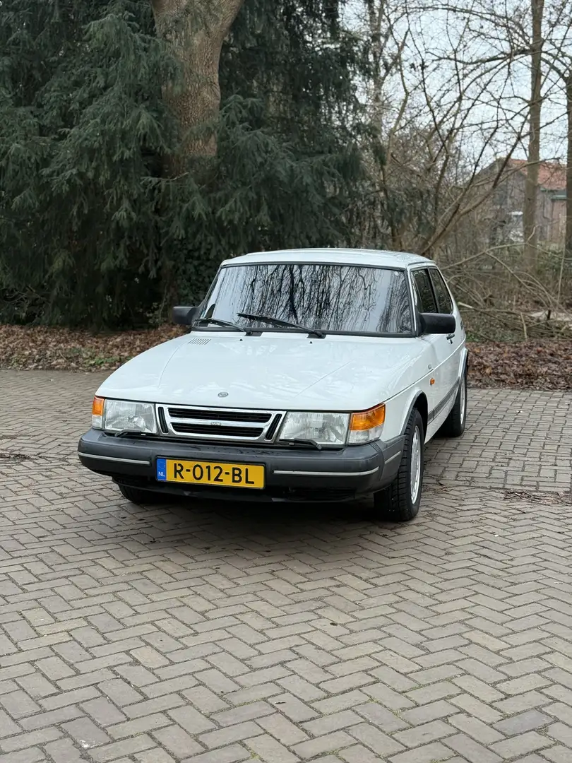Saab 900 i 16 - 1