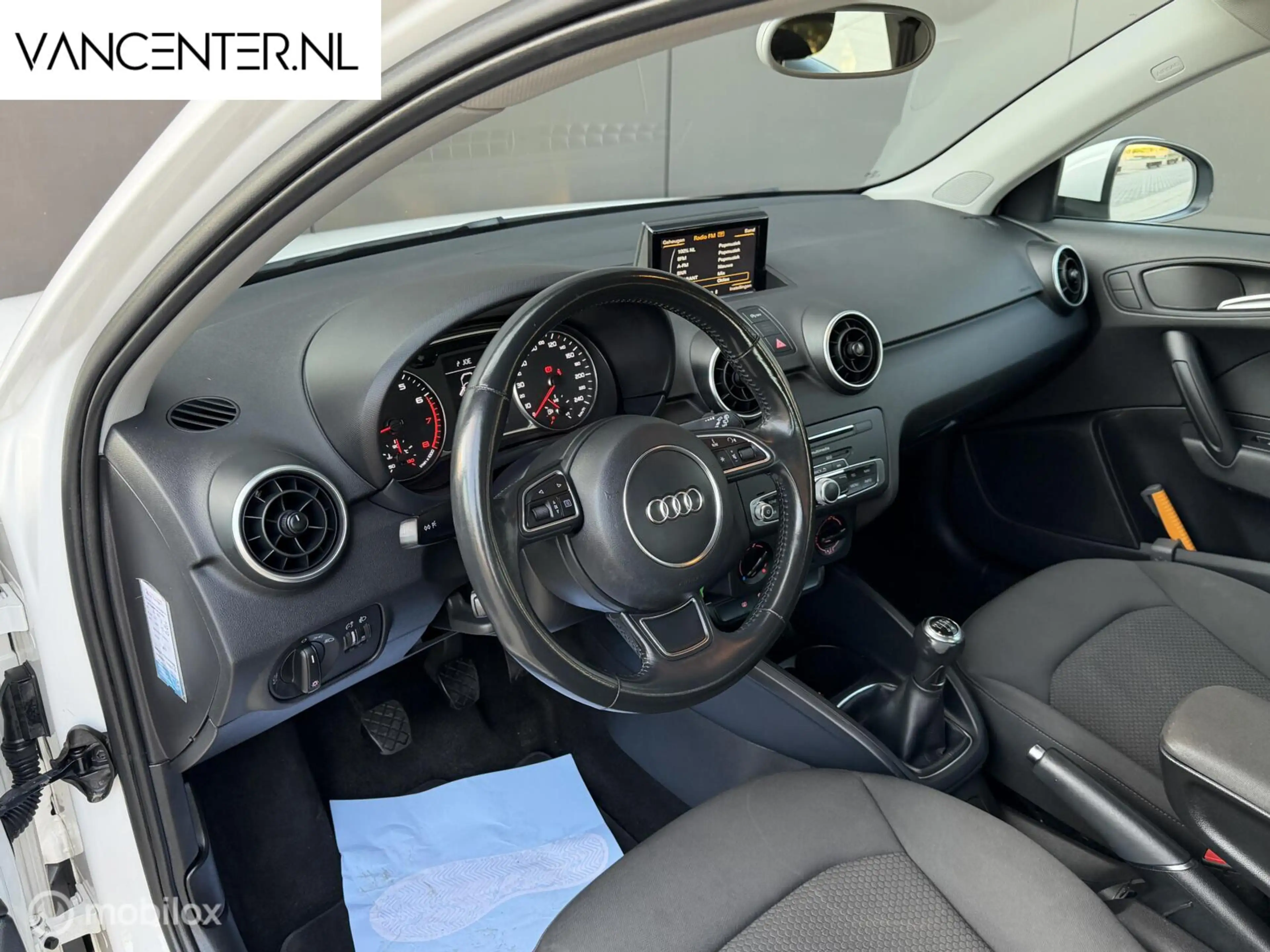 Audi A1 Sportback 1.0 TFSI 95PK Airco Cruise Navigatie Wit — photo 3