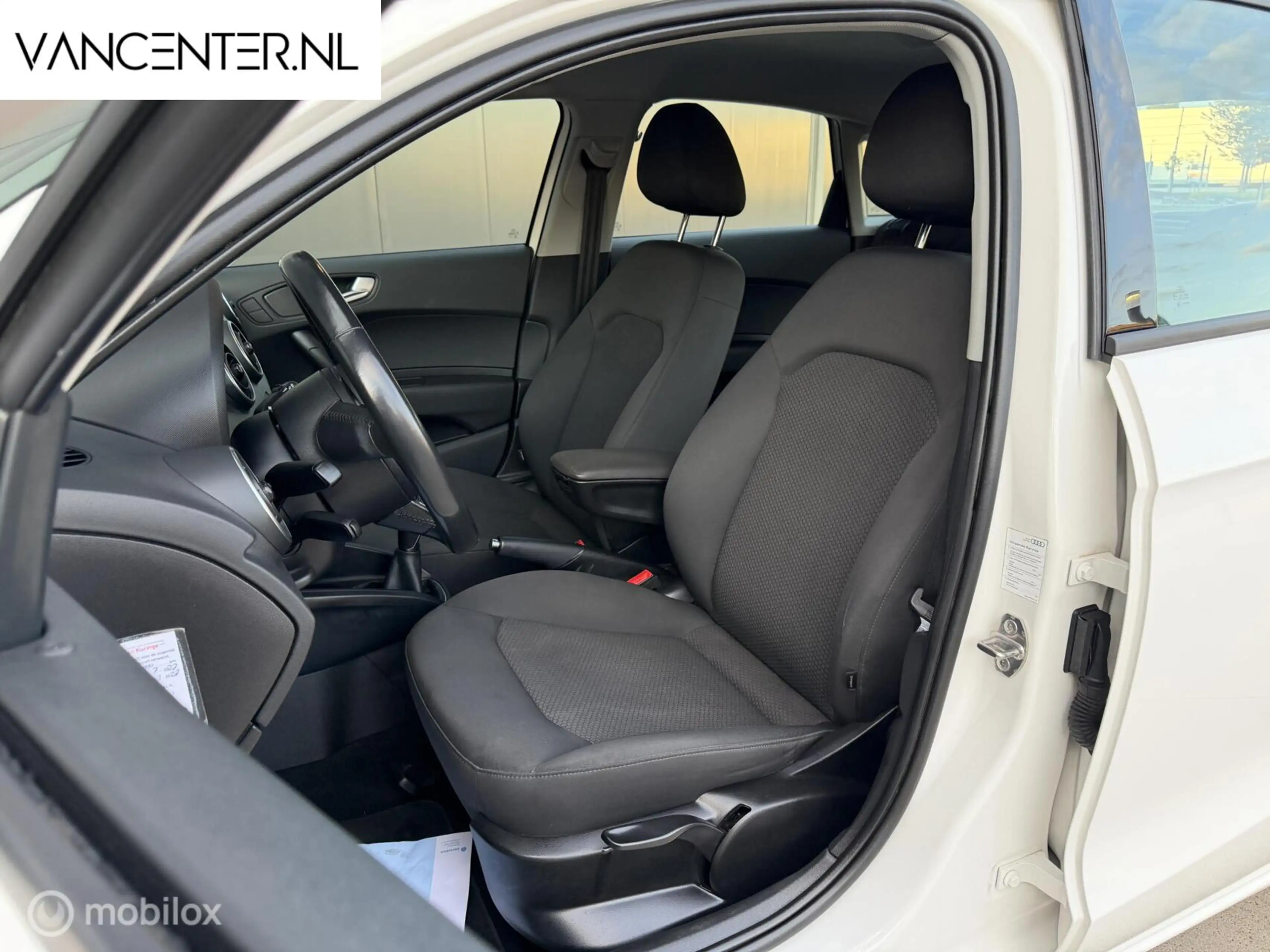 Audi A1 Sportback 1.0 TFSI 95PK Airco Cruise Navigatie Wit — photo 10