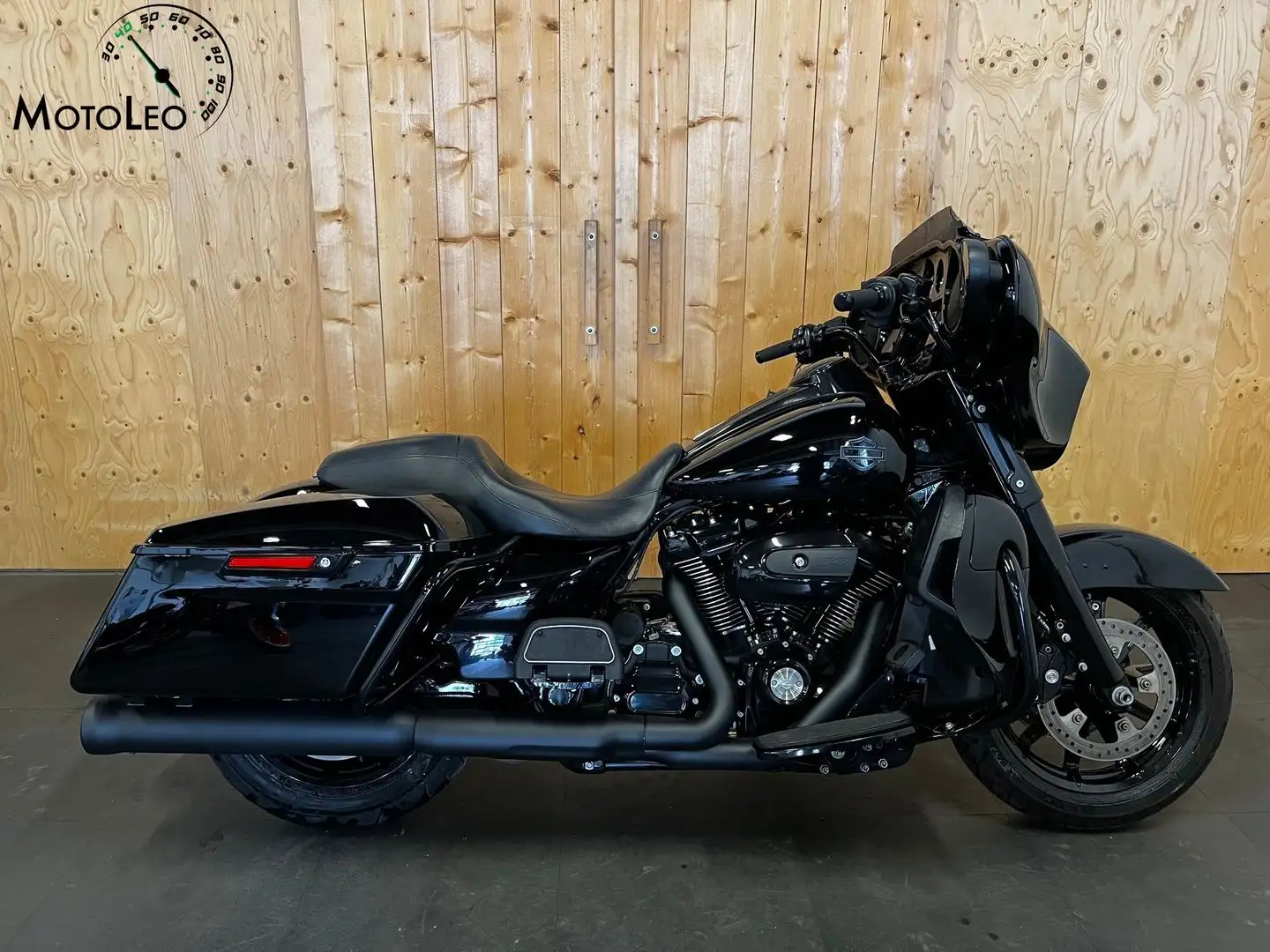 Harley-Davidson Street Glide SPECIAL 114 Noir - 1