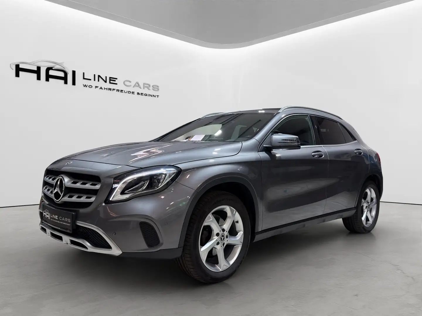 Mercedes-Benz GLA 200 GLA 200 CDI | LED | Kamera | AHK | Navi | Sitzhzg Grau - 1