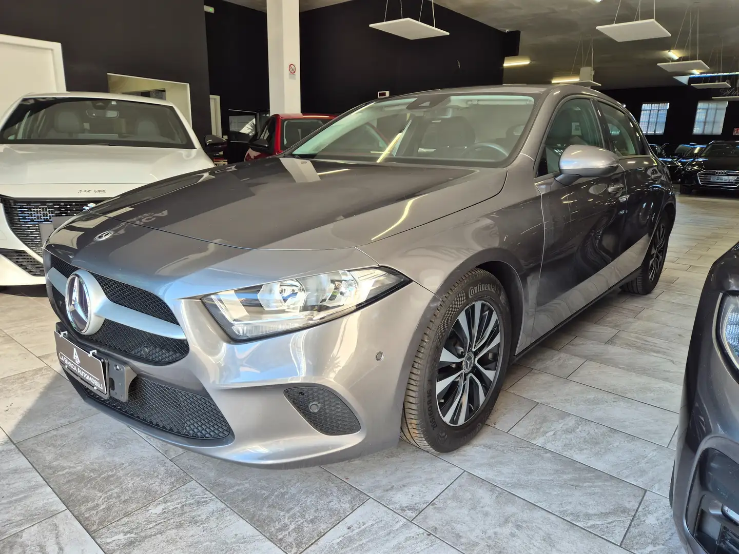 Mercedes-Benz A 180 A 180 Style Plus Grigio - 2