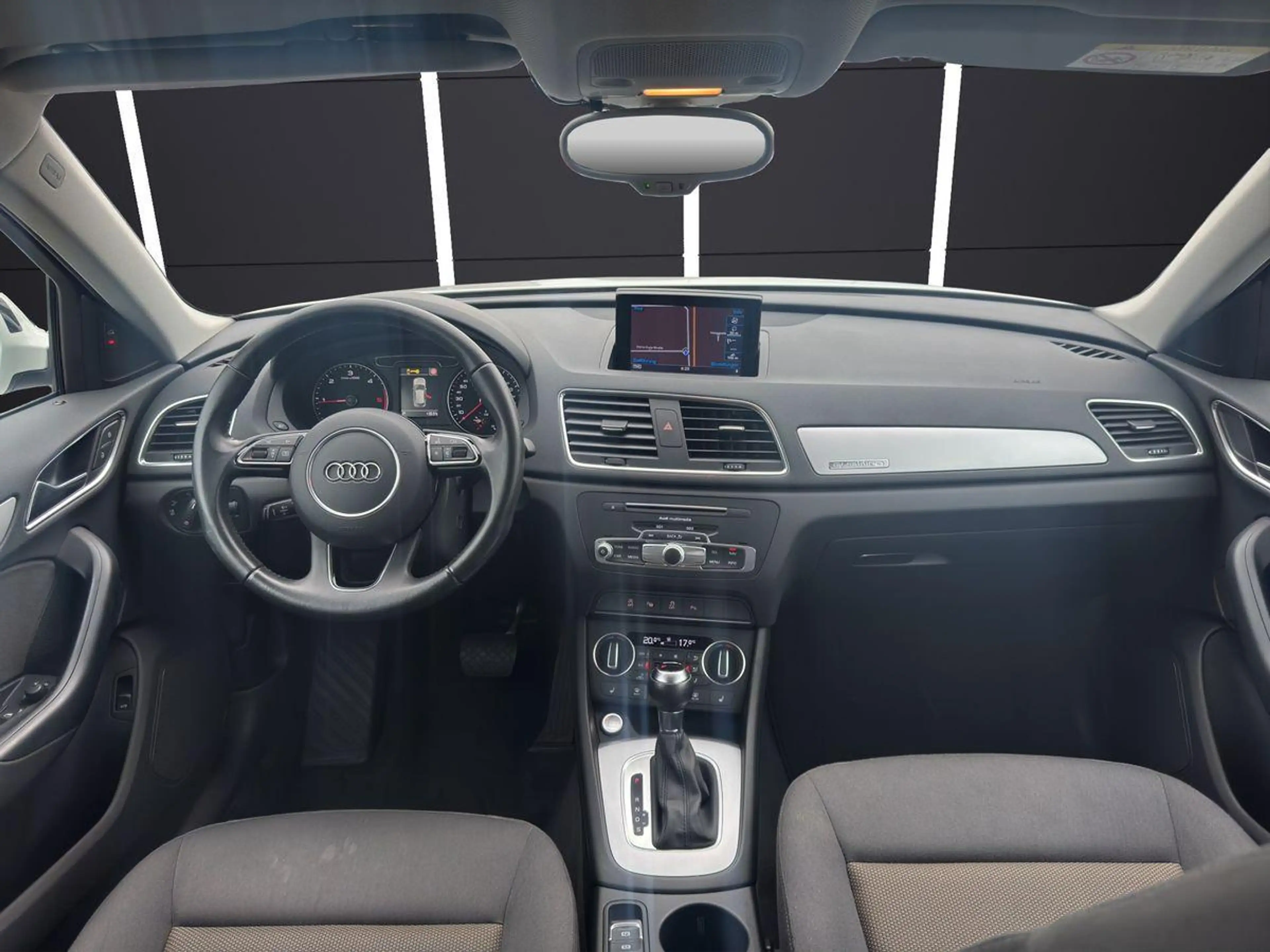 Audi Q3 Q3 2.0 TDI quattro NAVI+ KAMERA KEYLESS BI-XENON — photo 10