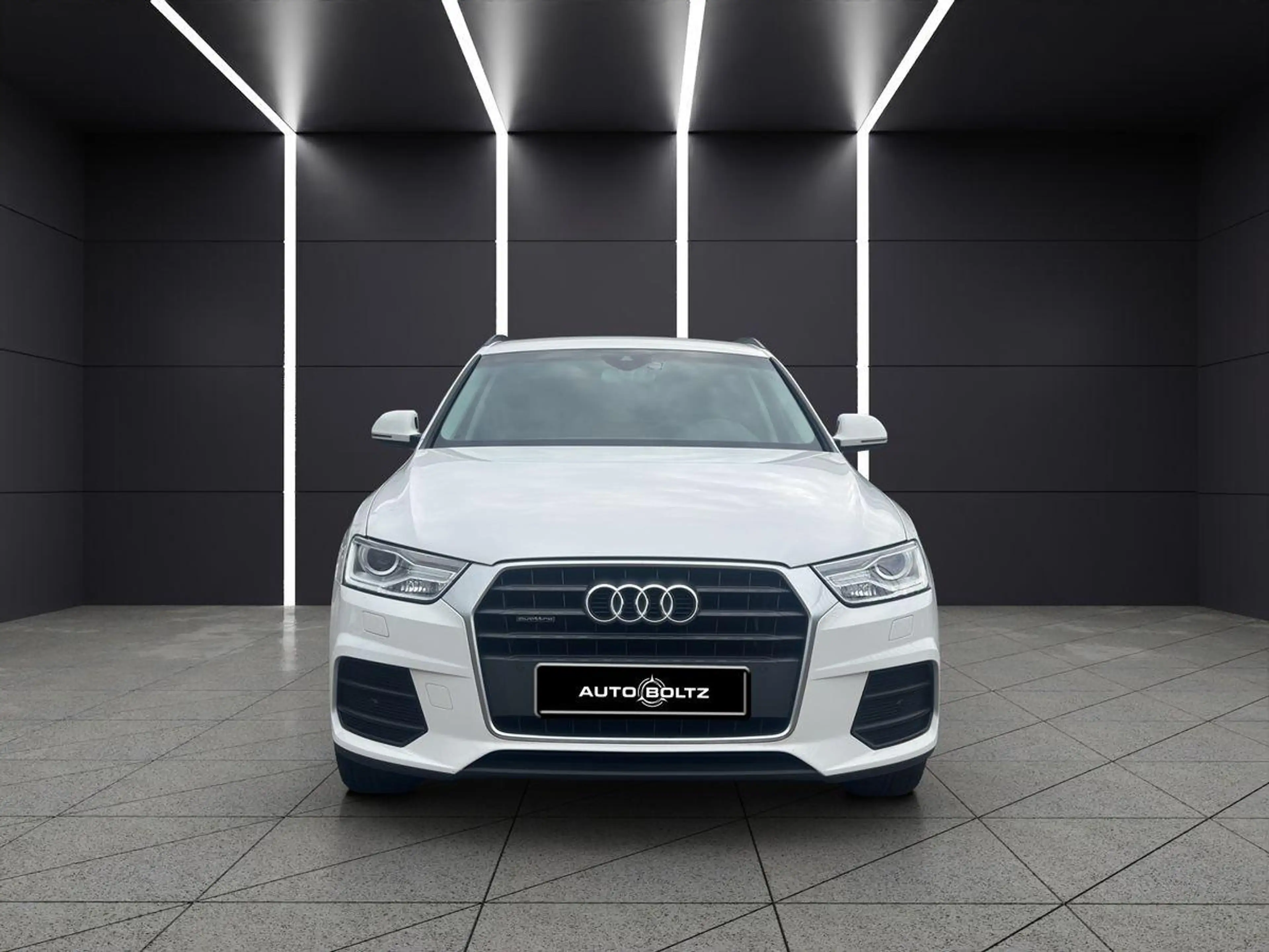 Audi Q3 Q3 2.0 TDI quattro NAVI+ KAMERA KEYLESS BI-XENON — photo 2