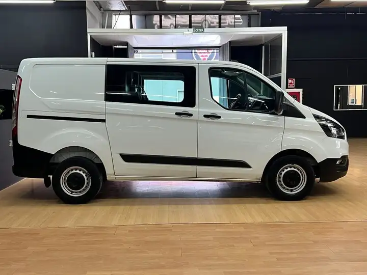 Ford Transit 2021, foto 17