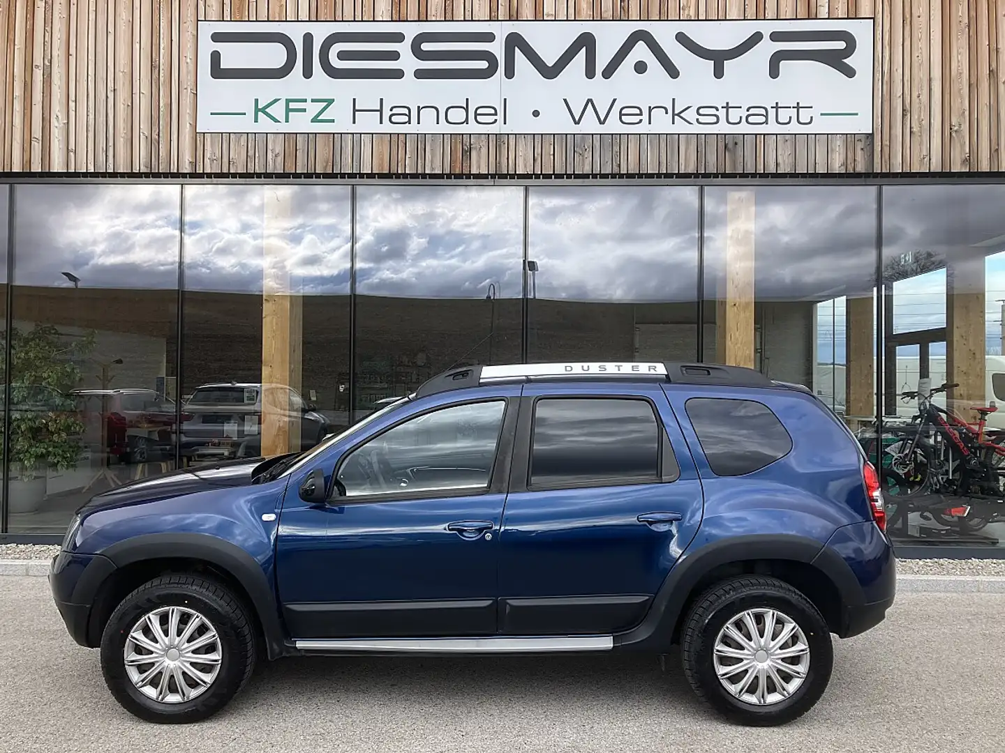 Dacia Duster Sensation dCi 110 S&S Navi Kamera Tempomat Blau - 2