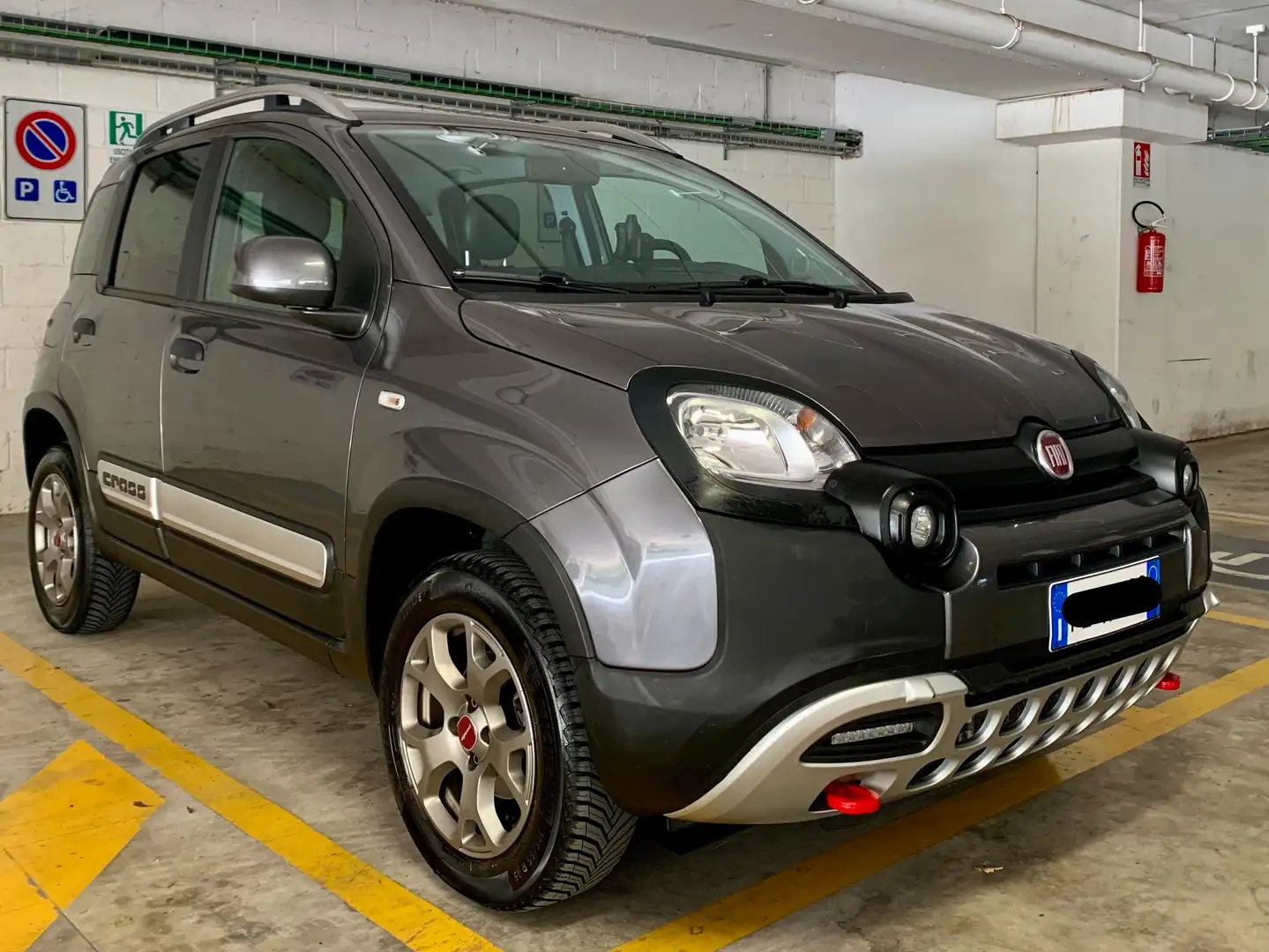 Fiat Panda Panda 1.3 mjt 16v Cross 4x4 s Šedá - 1