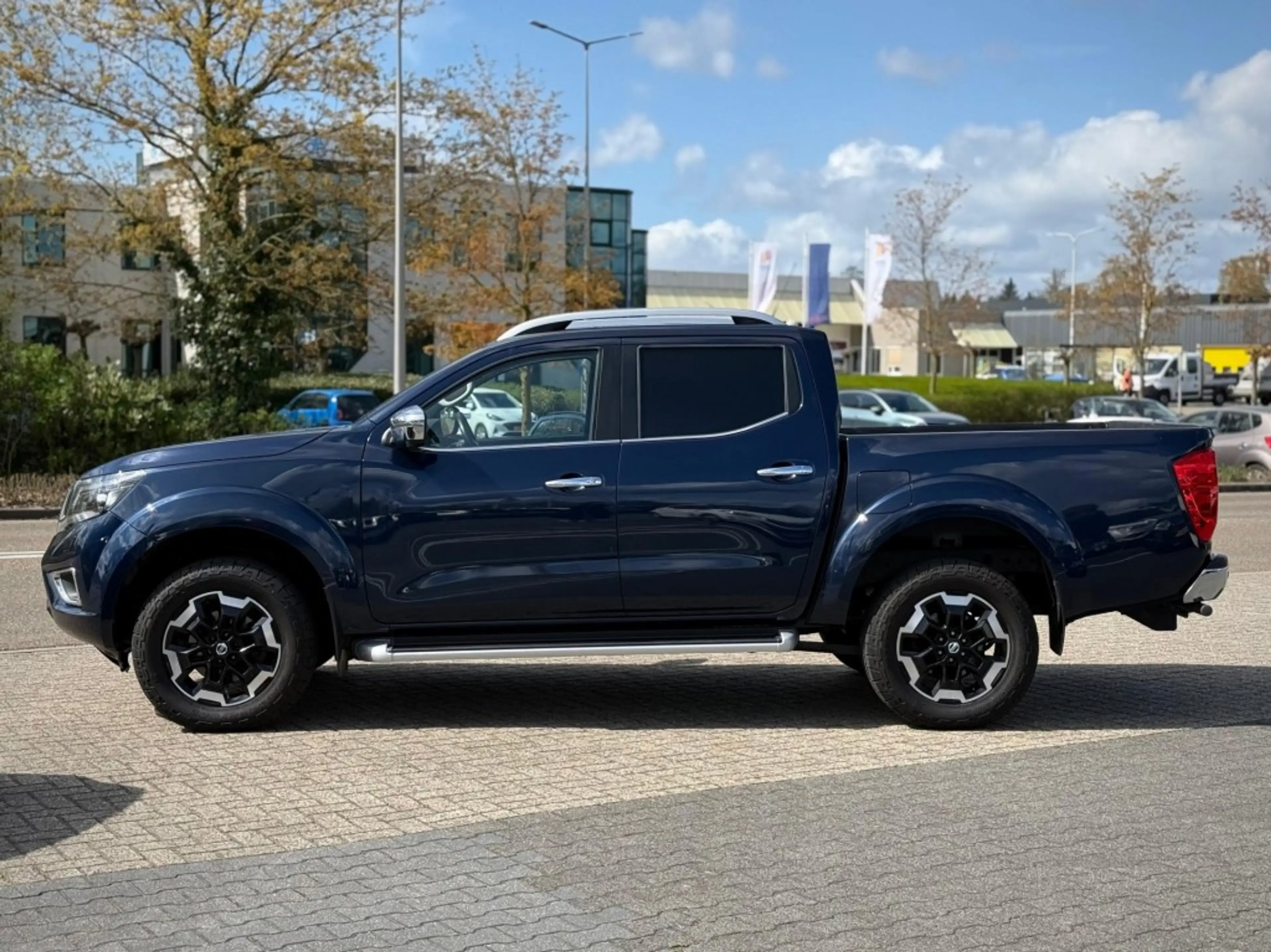 Nissan Navara 2.3 DCI 190PK A/T CAMERA CARPLAY TREKHAAK 3500KG — photo 2