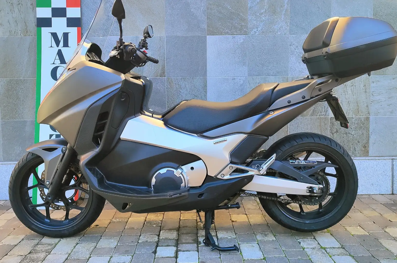 Honda Integra 750 DCT ABS Gris - 2