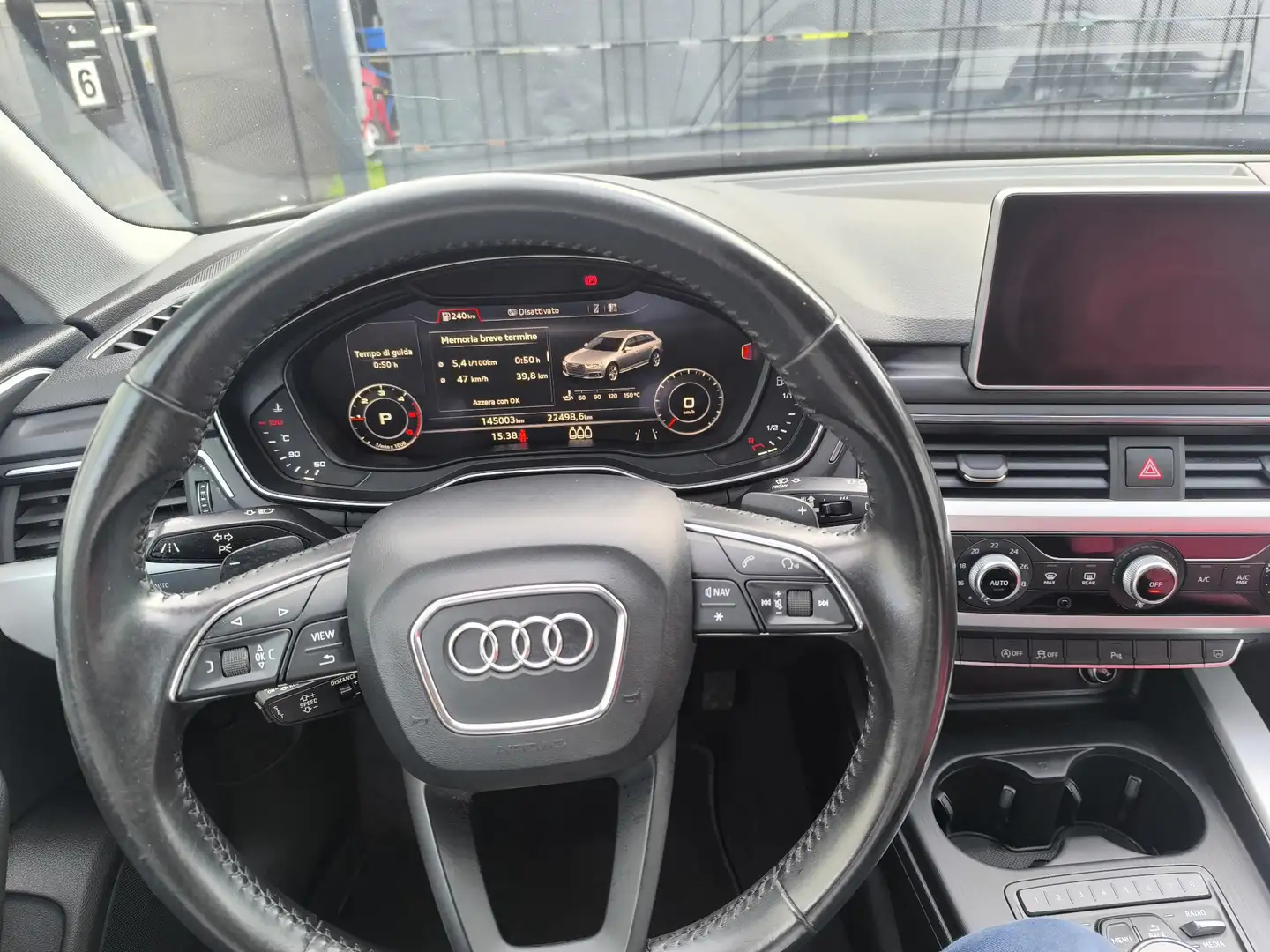 Audi A4 2.0 tdi ultra 150cv s-tronic - 2
