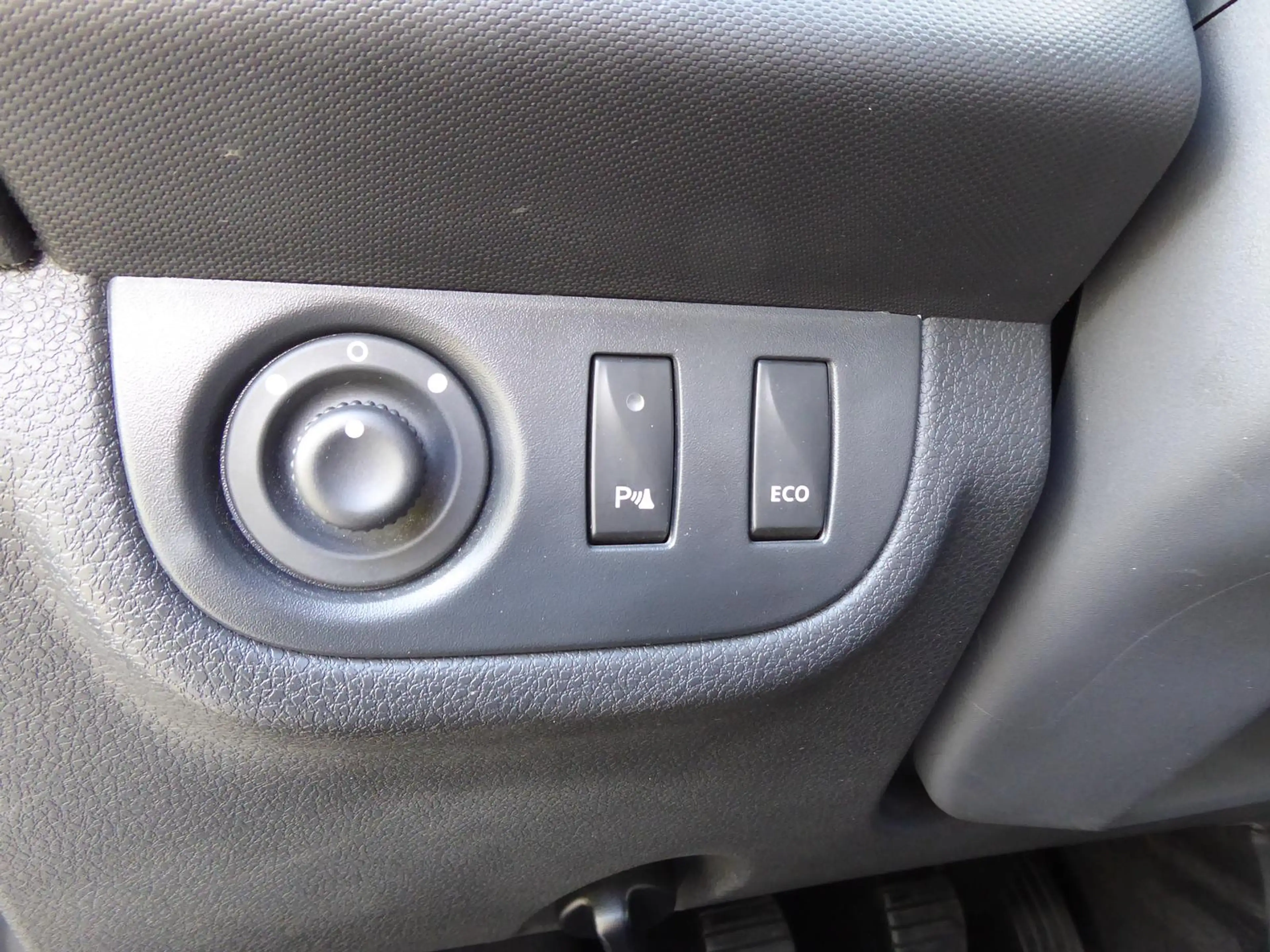 Dacia Logan 0.9 TCE 'Stepway' #RFK #LMF #NAVI #KLIMA #DAB — photo 14