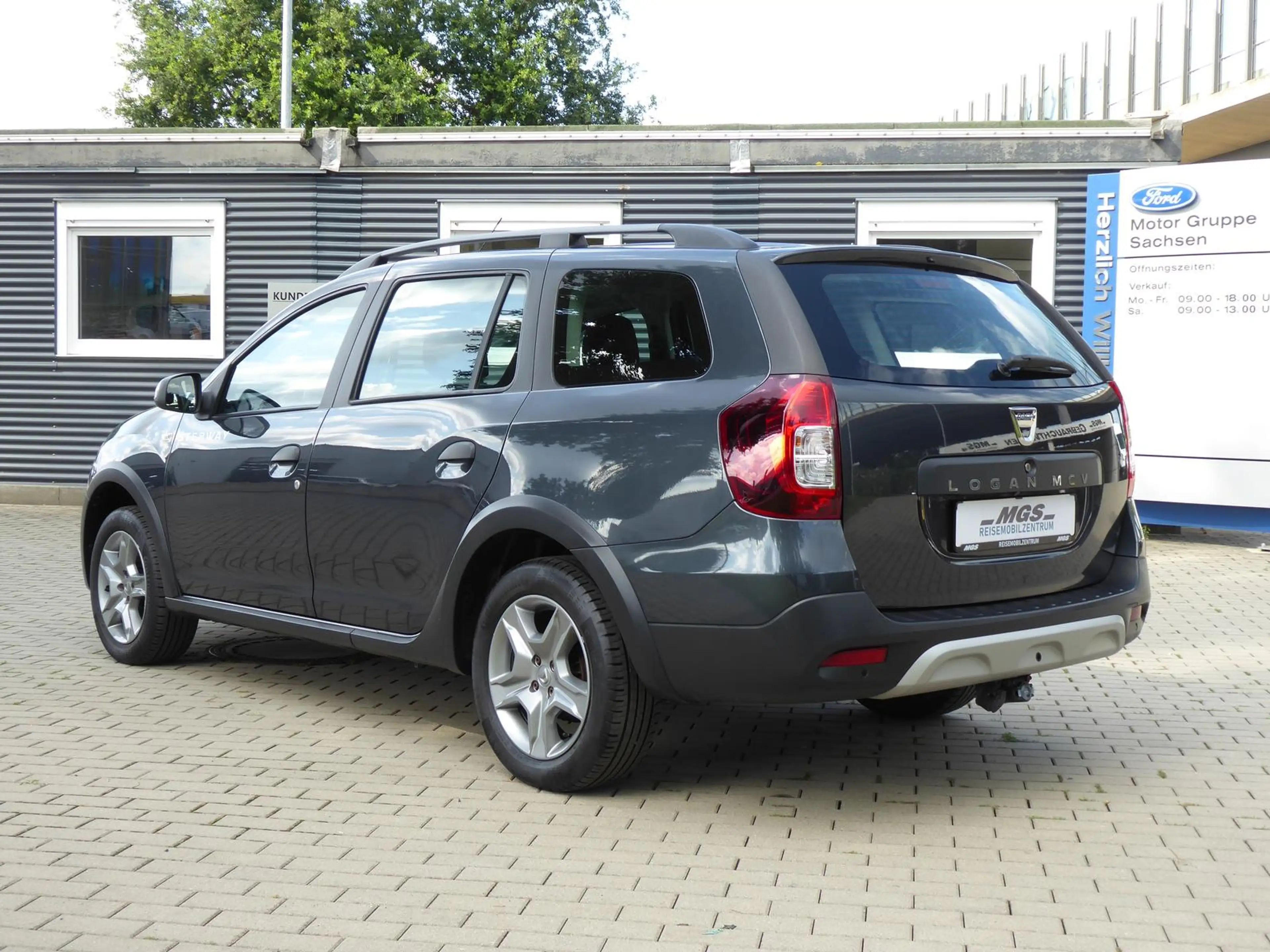 Dacia Logan 0.9 TCE 'Stepway' #RFK #LMF #NAVI #KLIMA #DAB — photo 10