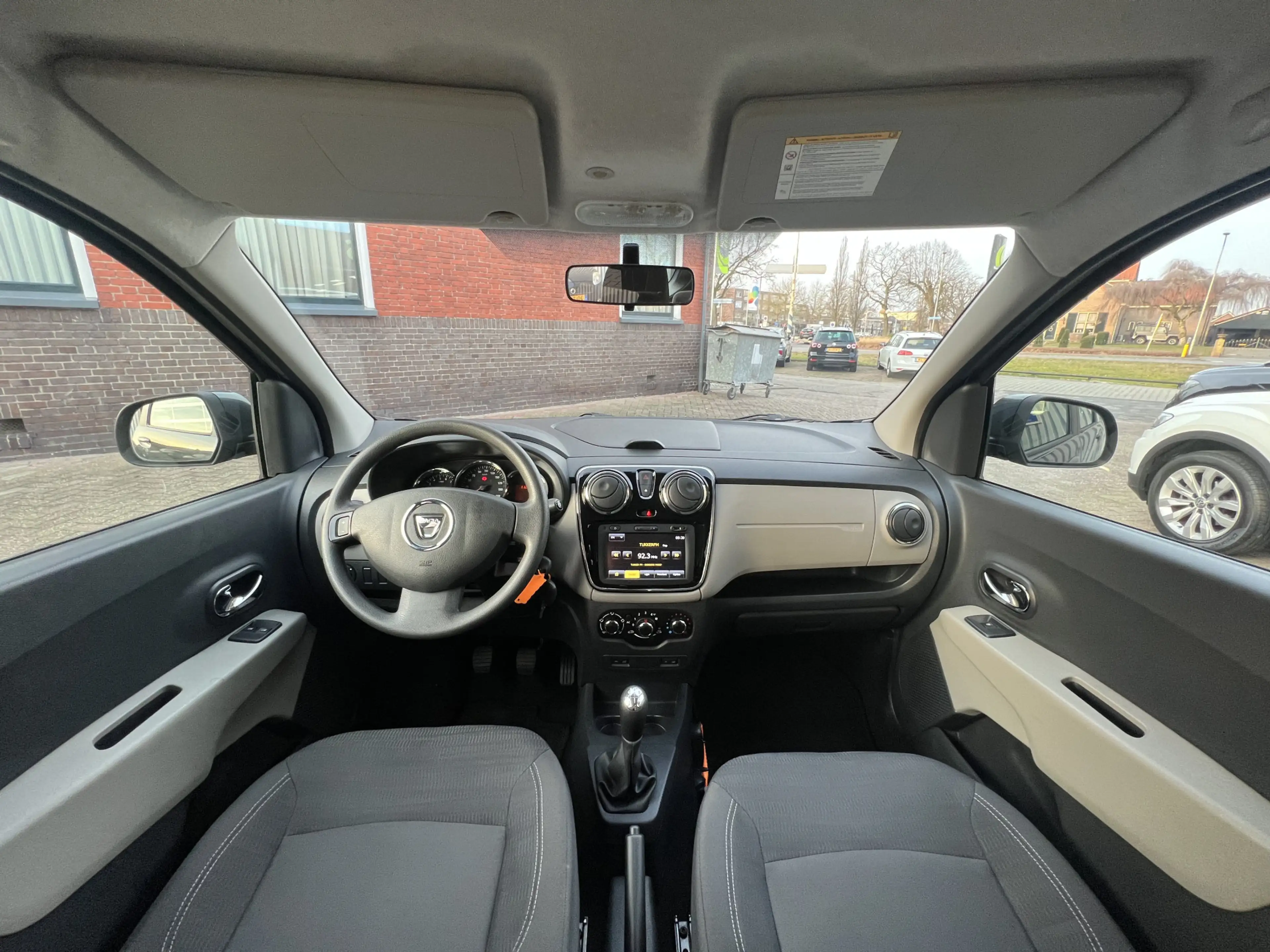 Dacia Lodgy 1.2 TCe Lauréate 5p. | EERSTE EIGENAAR | AIRCO | N — photo 15