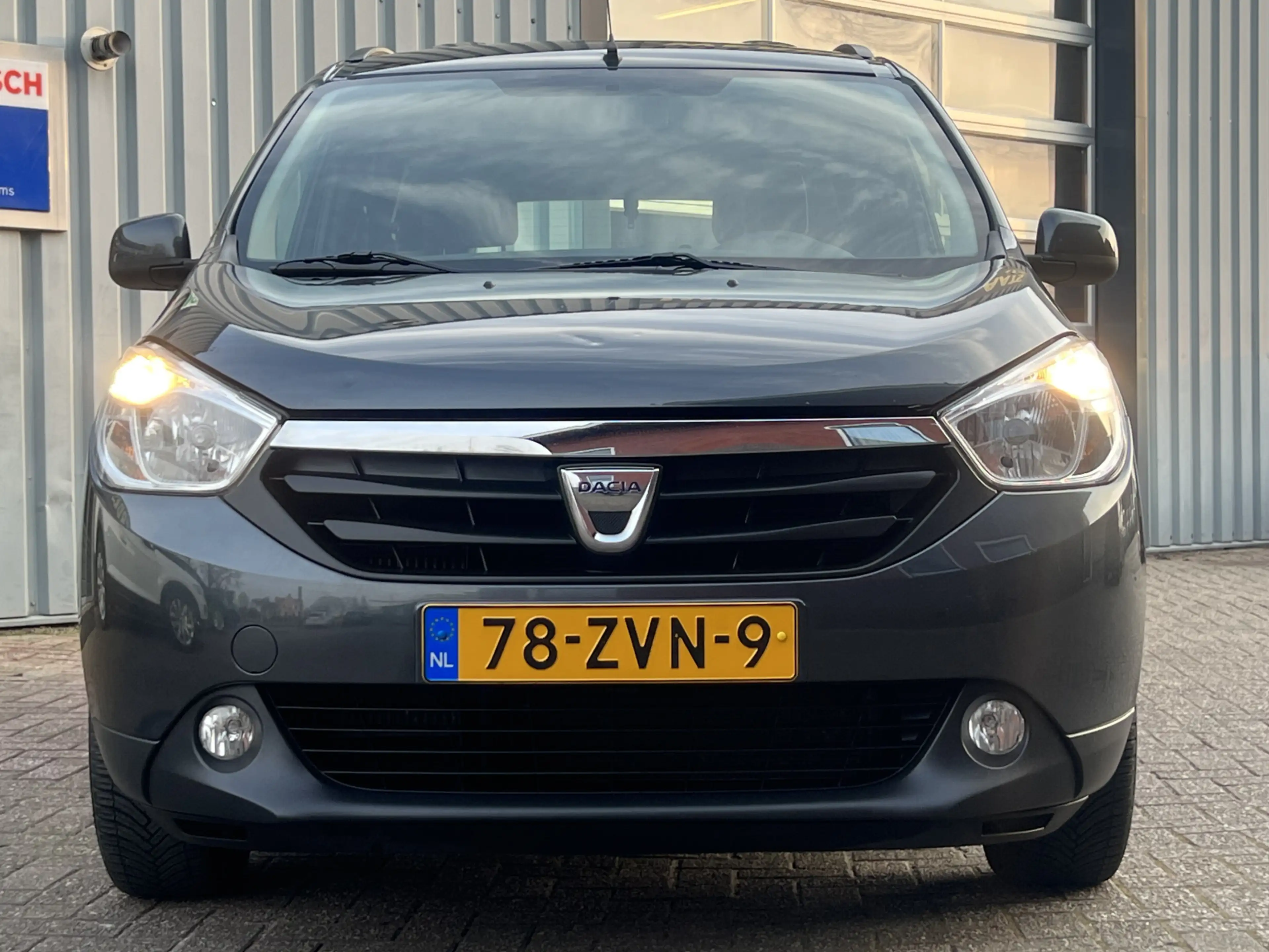 Dacia Lodgy 1.2 TCe Lauréate 5p. | EERSTE EIGENAAR | AIRCO | N — photo 10