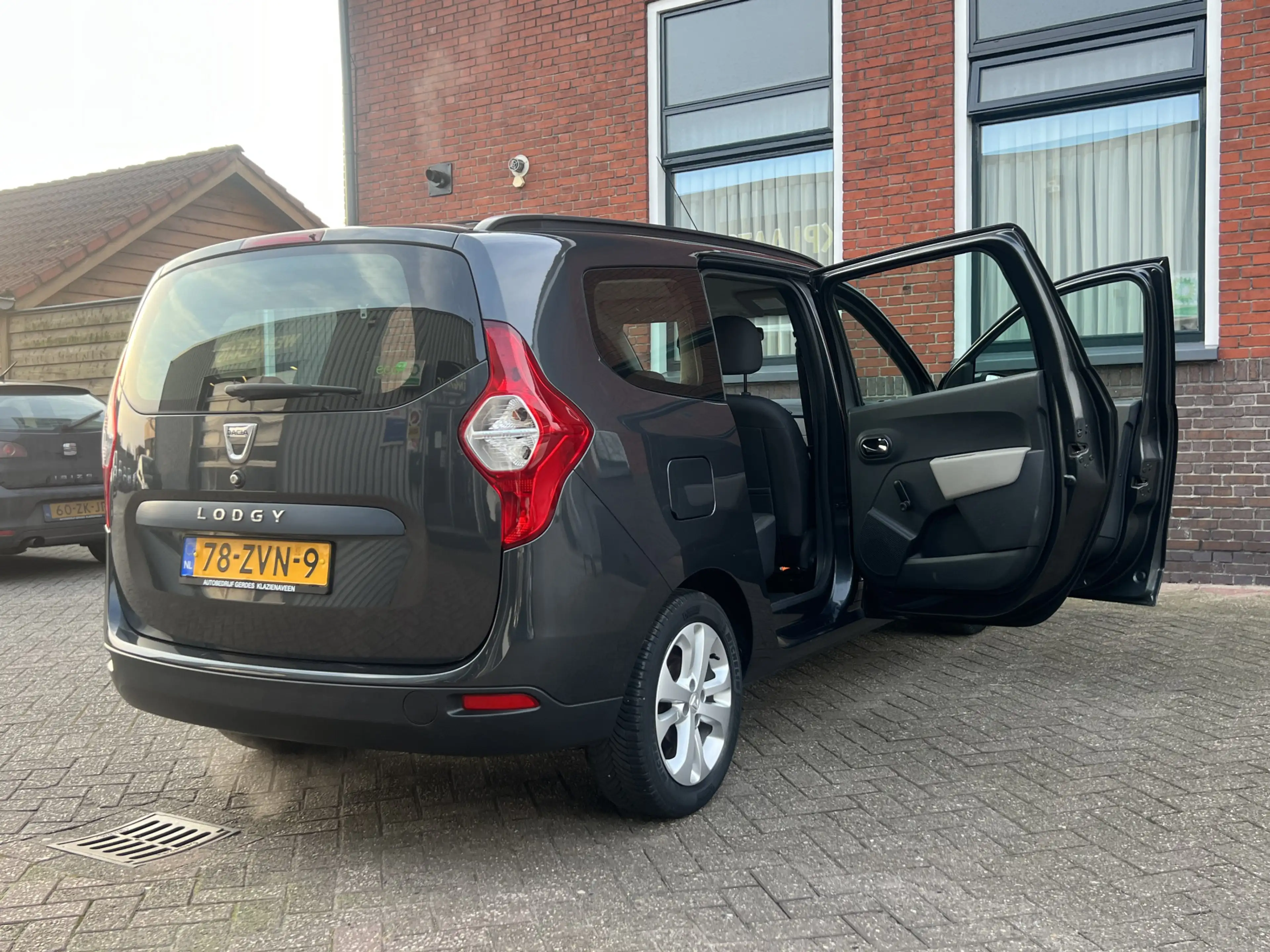 Dacia Lodgy 1.2 TCe Lauréate 5p. | EERSTE EIGENAAR | AIRCO | N — photo 7