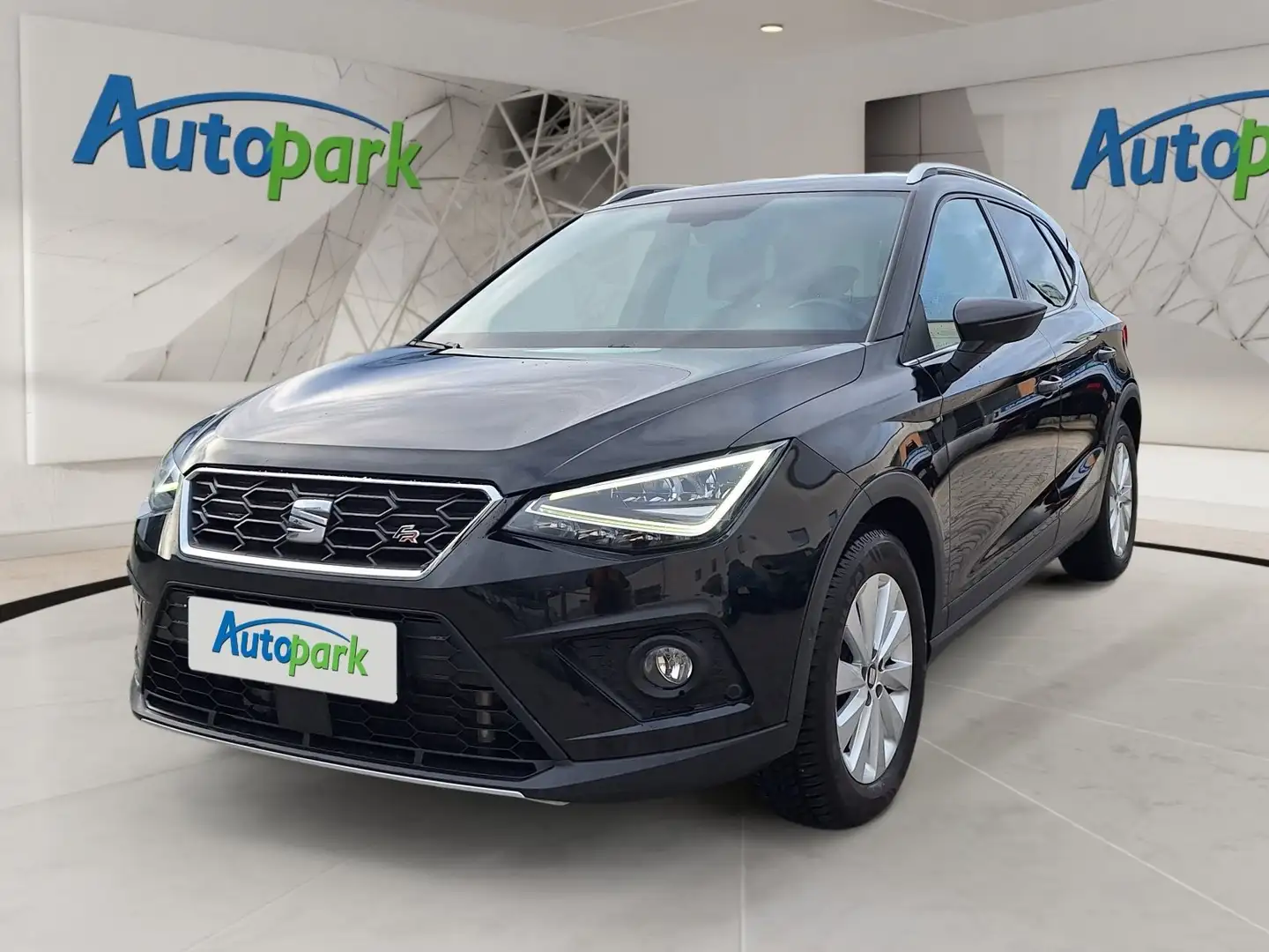 SEAT Arona 1,0 TSI FR DSG Schwarz - 1