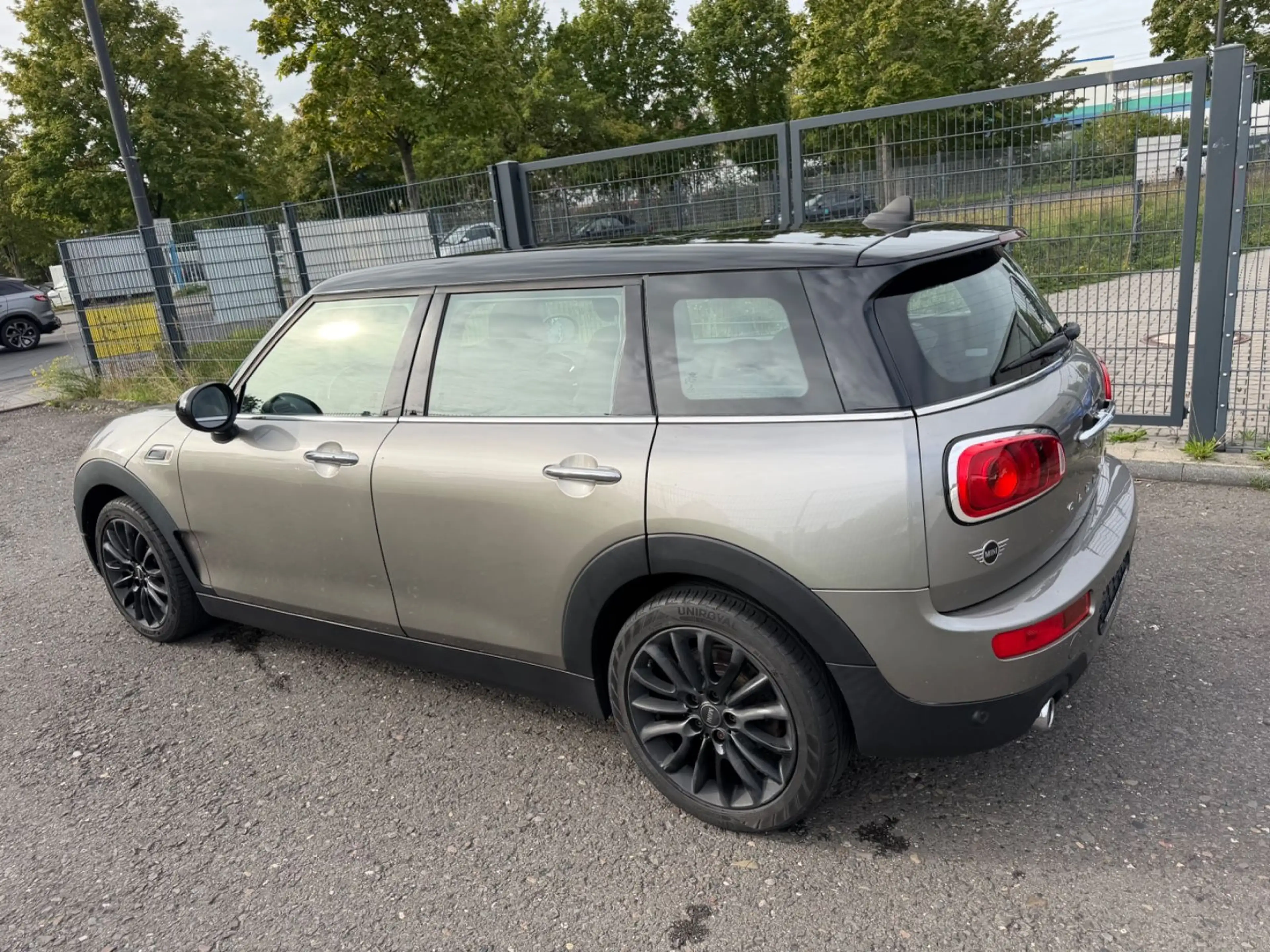 MINI Cooper D Clubman Aut./Panorama/Leder-Voll! — photo 6