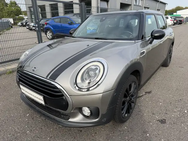 MINI Cooper D Clubman Aut./Pano/H-K Sound/Leder-Voll!