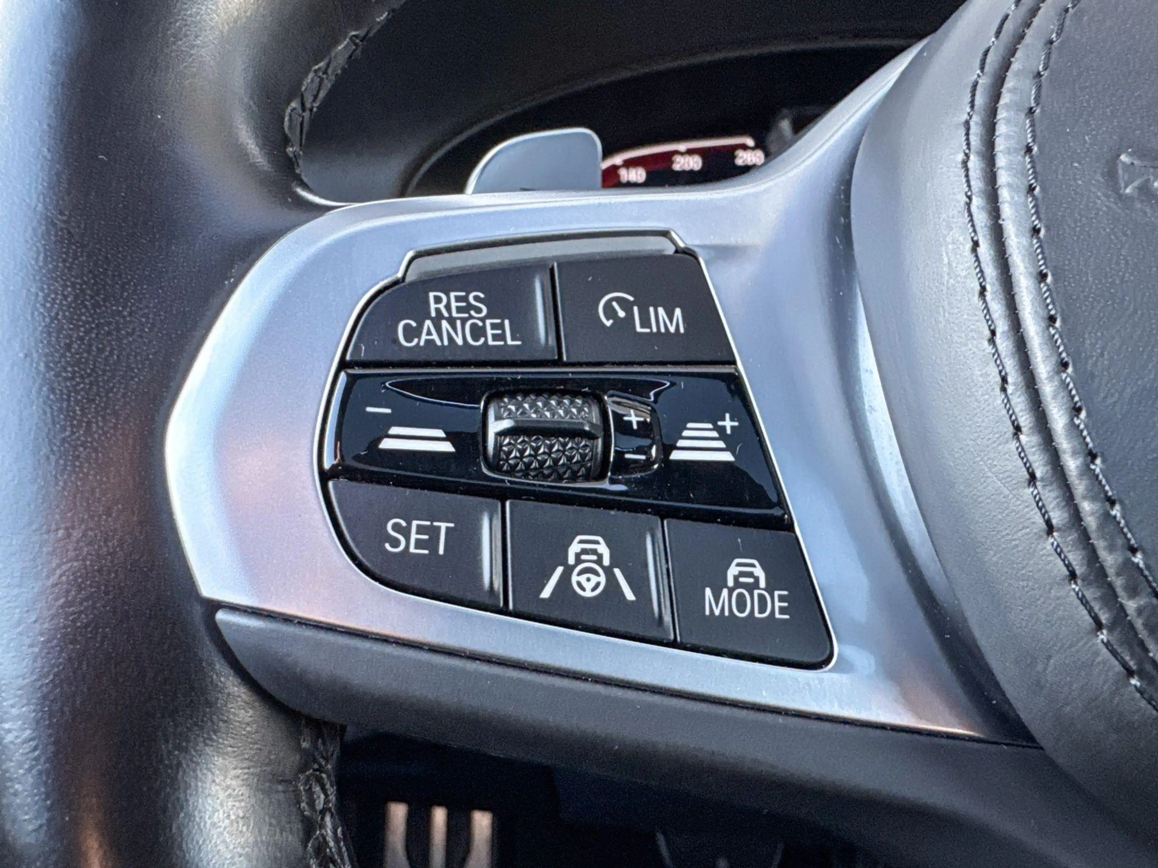 BMW 545 5 Serie 545e xDrive High Executive / Glazen Schuif — photo 15
