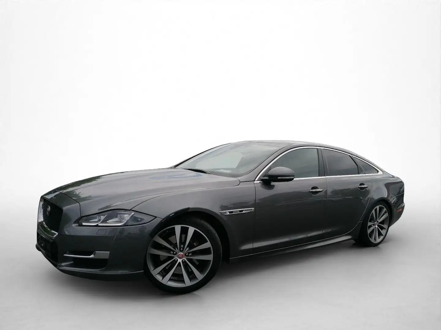 Jaguar XJ R-Sport 30d siva - 2