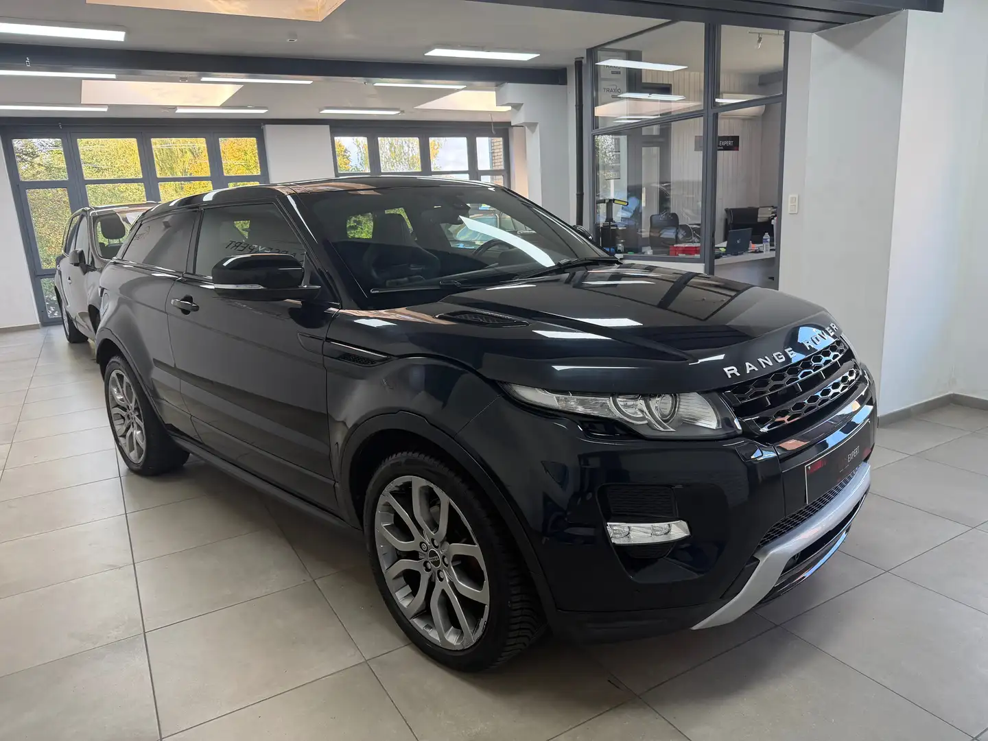 Land Rover Range Rover Evoque Evoque Coupé 2.2 SD4 4WD Dynamic Zwart - 2
