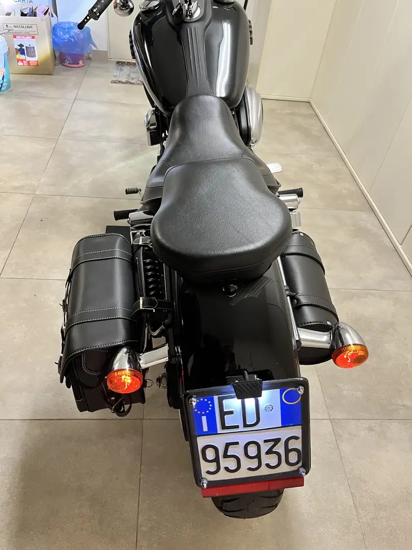 Harley-Davidson Street Bob - 1