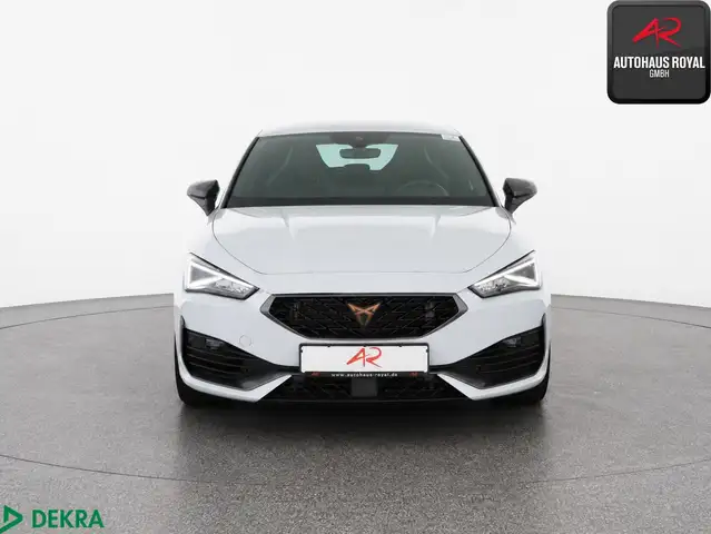 Cupra Leon view 8