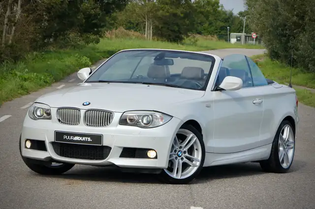 BMW 125 125i Limited Edition Lifestyle M-Sport E88