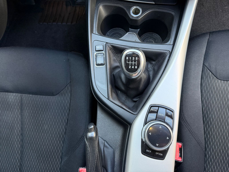 BMW 118 d / XENON/NAVI/PDC/SITZHEIZUNG — photo 15