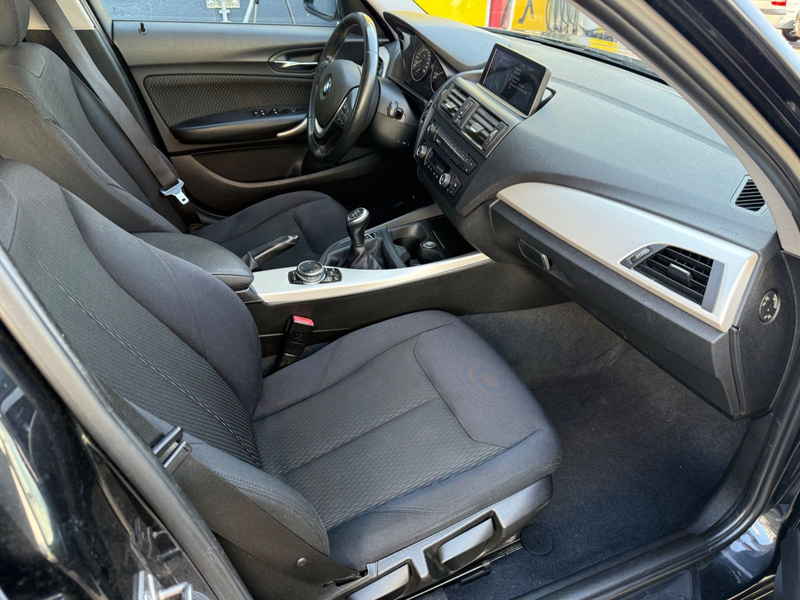 BMW 118 d / XENON/NAVI/PDC/SITZHEIZUNG — photo 13