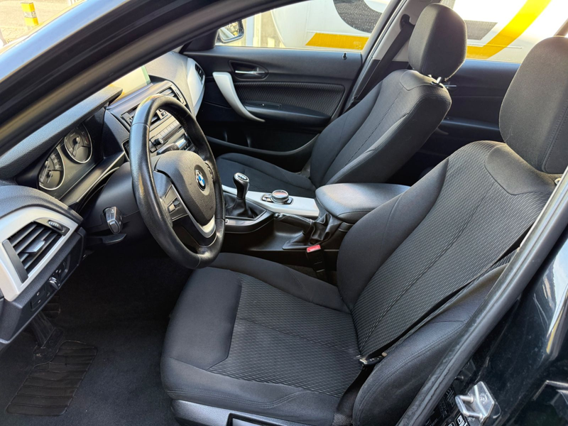 BMW 118 d / XENON/NAVI/PDC/SITZHEIZUNG — photo 8