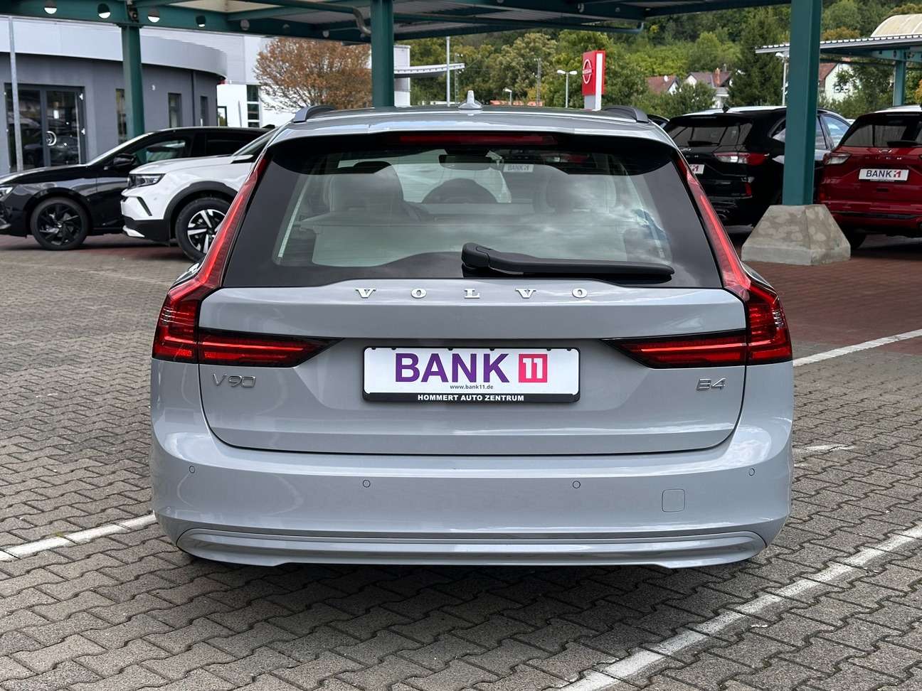 Volvo V90