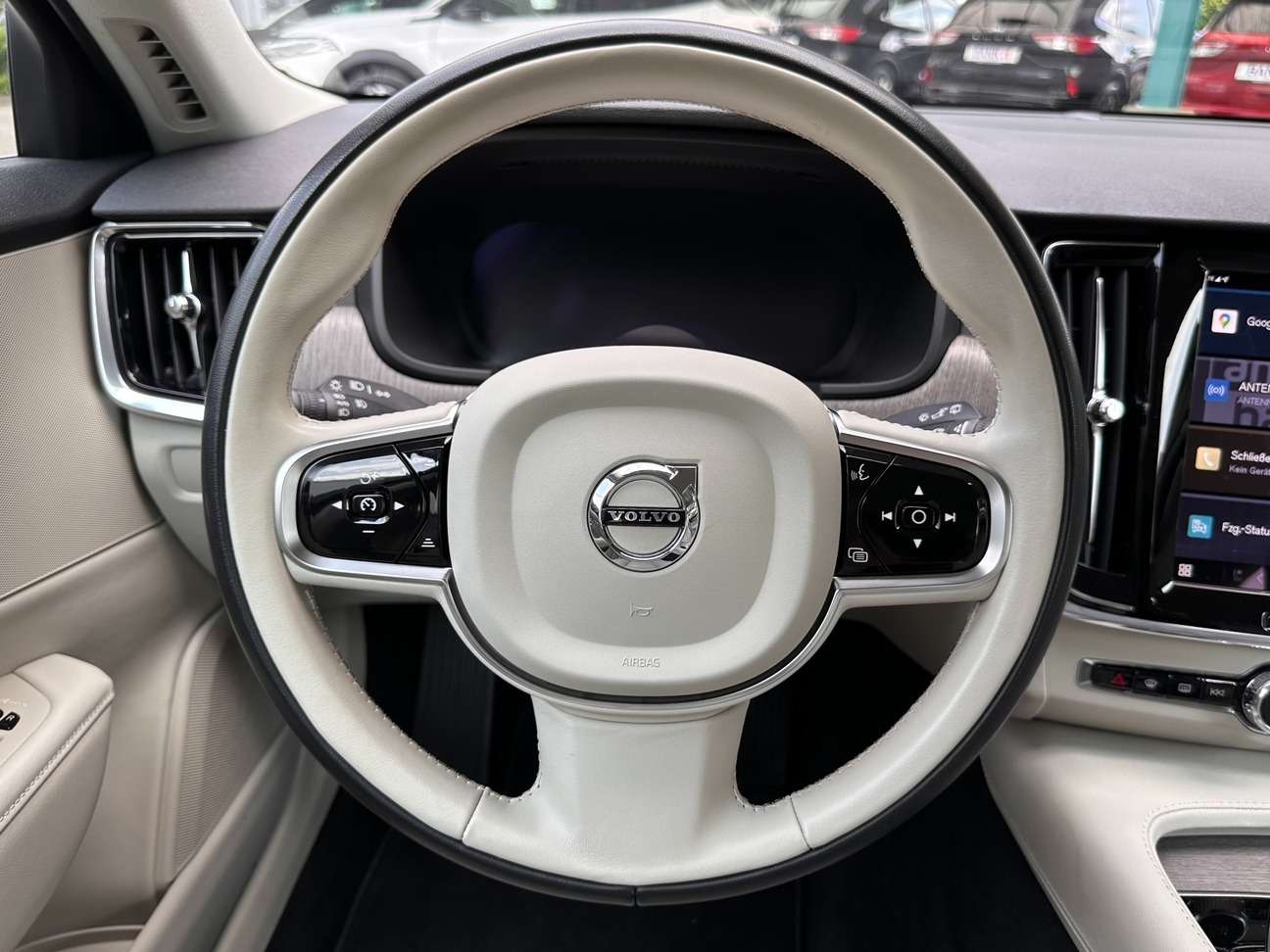 Volvo V90