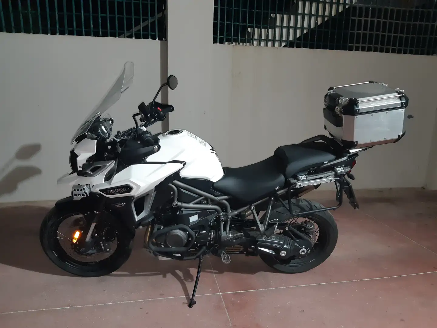 Triumph Tiger Explorer XCA 1215 Blanco - 1