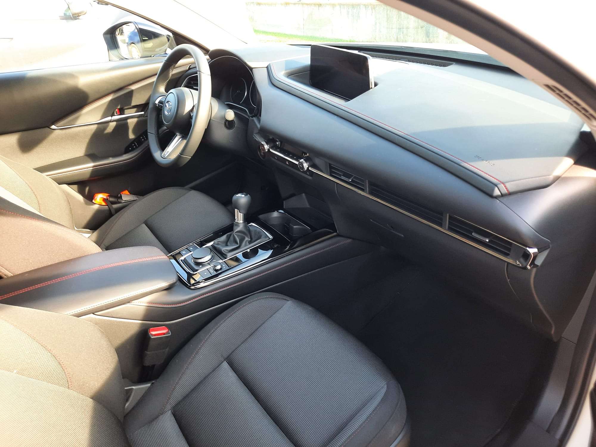 Mazda CX-30 CX-30 2.5 e-Skyactiv-G Homura FWD 103kW Homura - foto 1