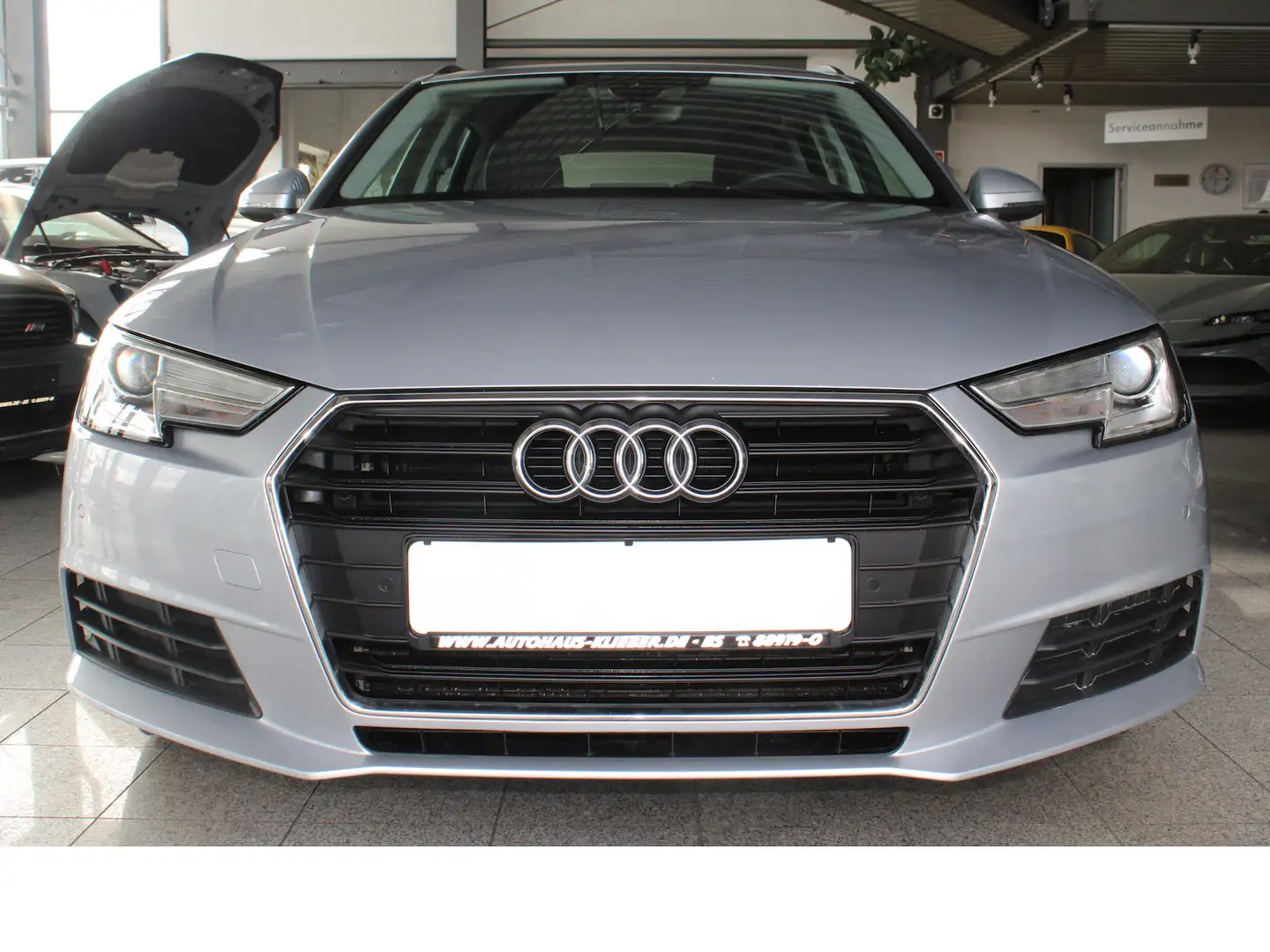 Audi A4 Avant 35 TDI S-Tron NAV*XEN*GRA*SHZ Silber - 2