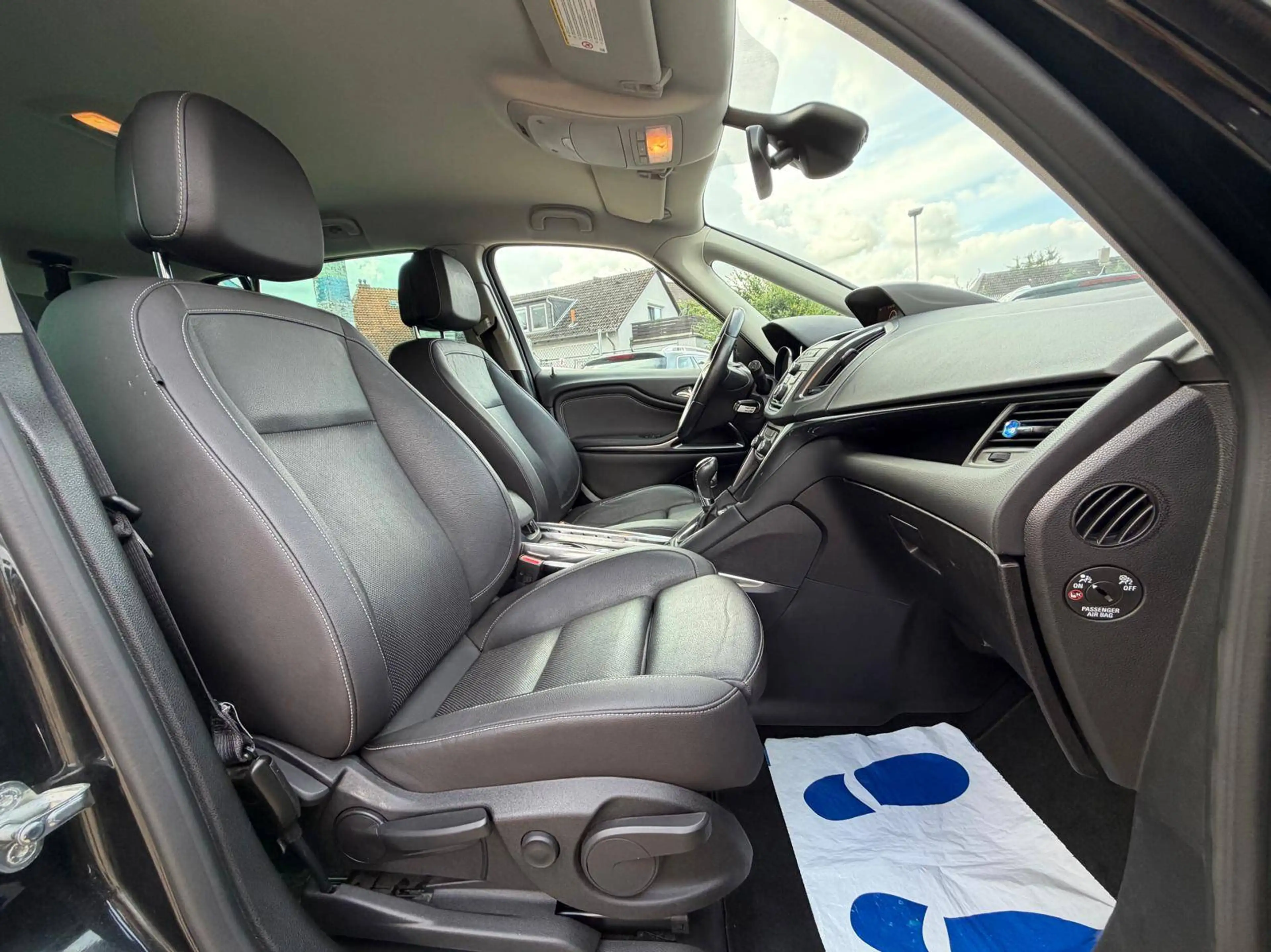 Opel Zafira Tourer 2.0 CDTI Innovation 7Sitzer Volleder Automatik Xenon R.Kamera SHZ PDC Navi Klima Scheckheft Euro6 — photo 12