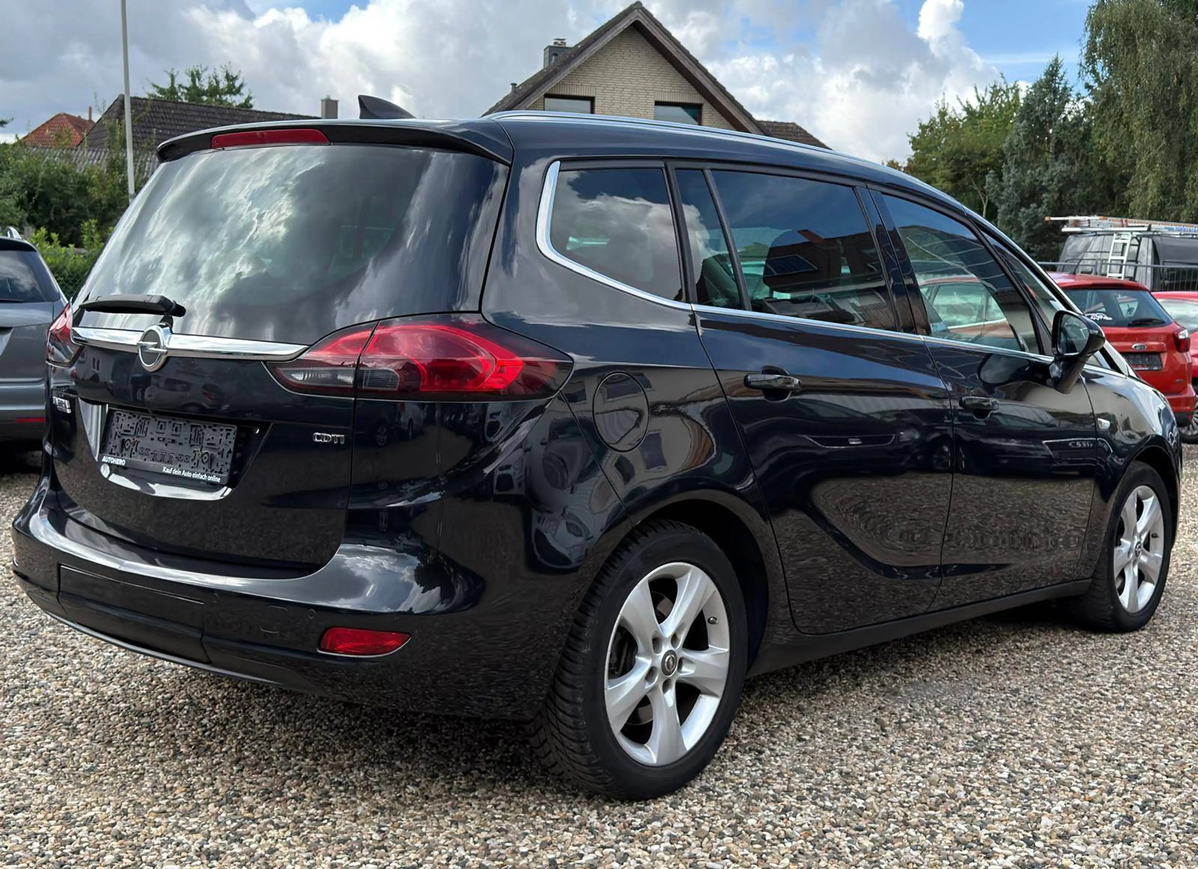 Opel Zafira Tourer 2.0 CDTI Innovation 7Sitzer Volleder Automatik Xenon R.Kamera SHZ PDC Navi Klima Scheckheft Euro6 — photo 6