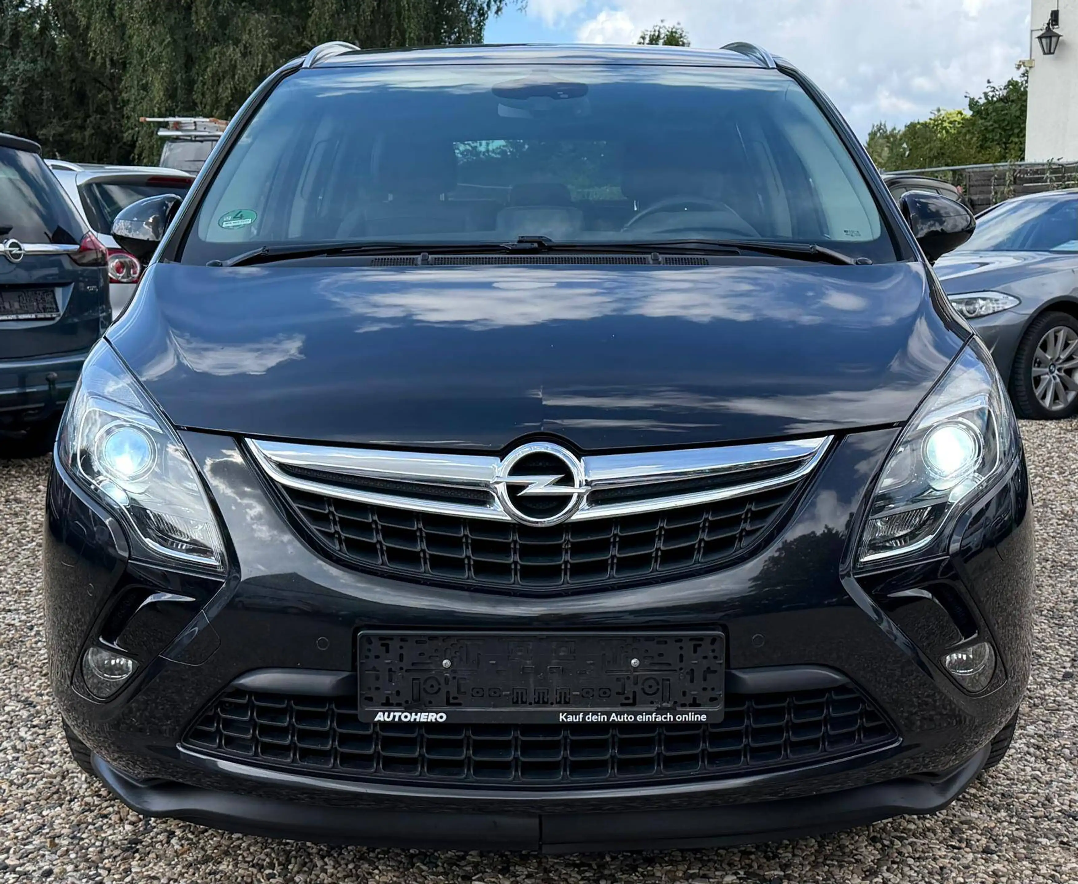Opel Zafira Tourer 2.0 CDTI Innovation 7Sitzer Volleder Automatik Xenon R.Kamera SHZ PDC Navi Klima Scheckheft Euro6 — photo 9