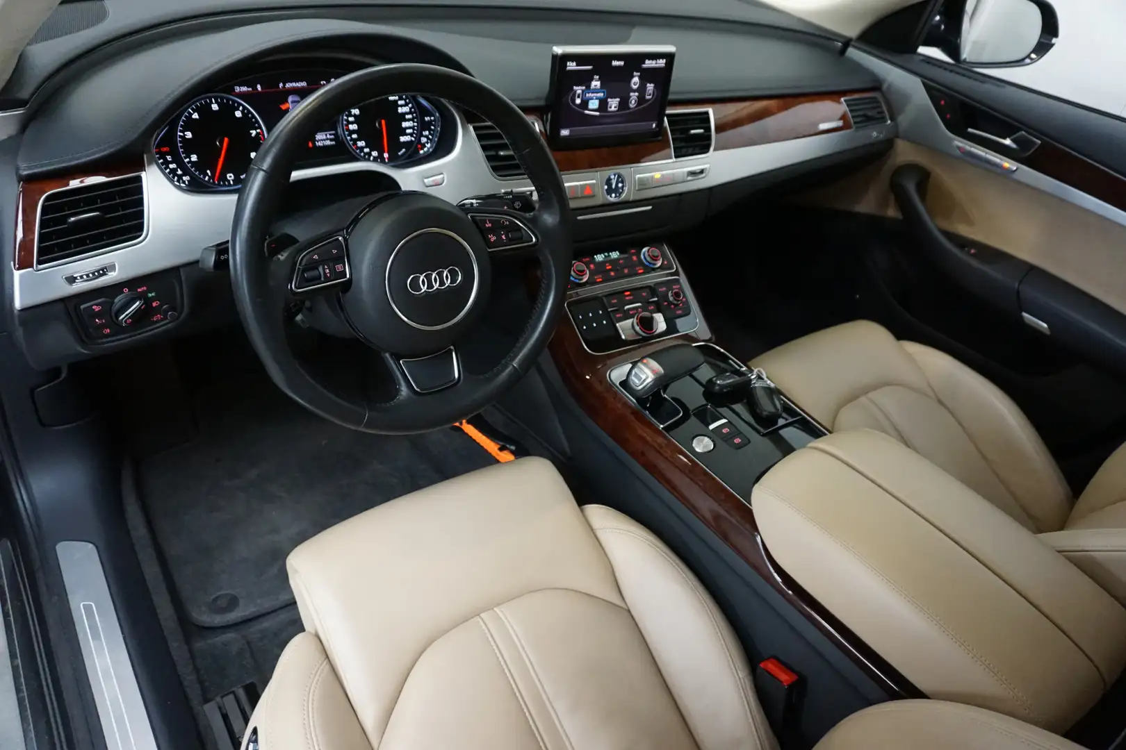 Audi A8 4.2 FSI quattro Pro Line+ NL AUTO! HELE VOLLE AUTO Gris - 2