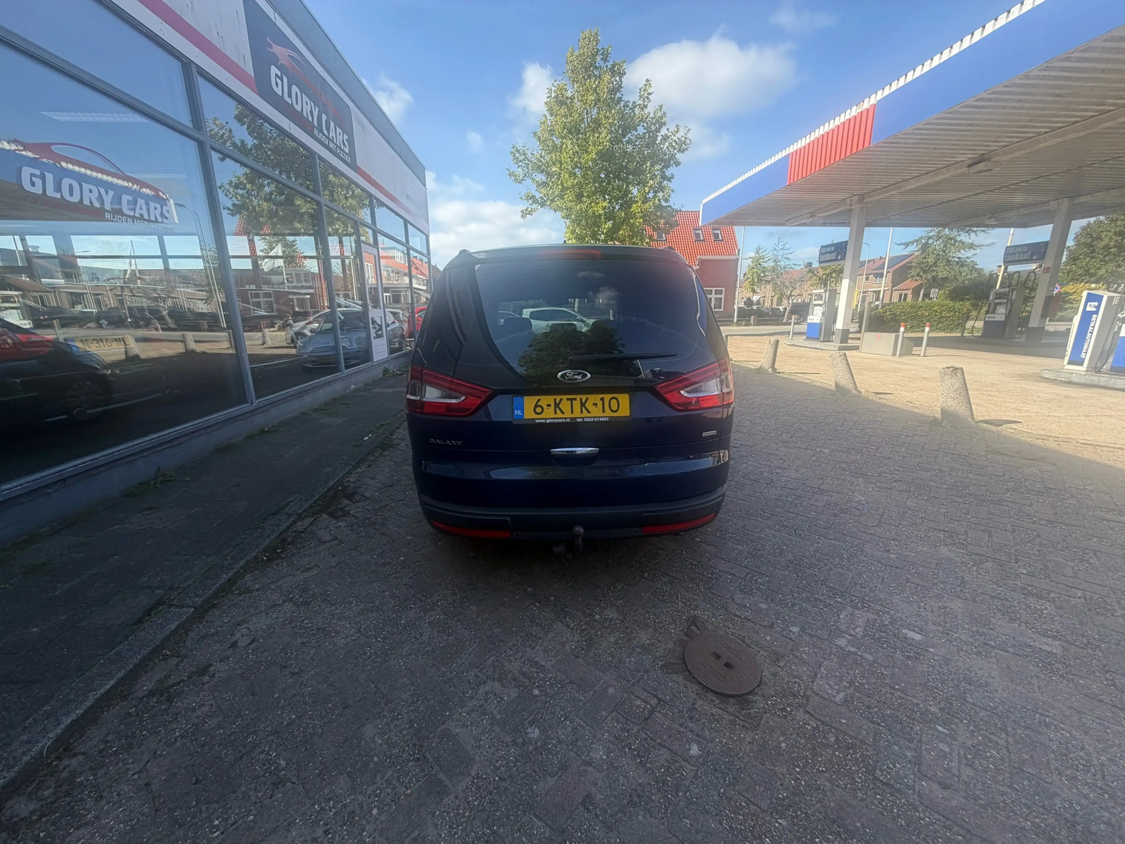 Ford Galaxy 2.0 SCTi Titanium — photo 10