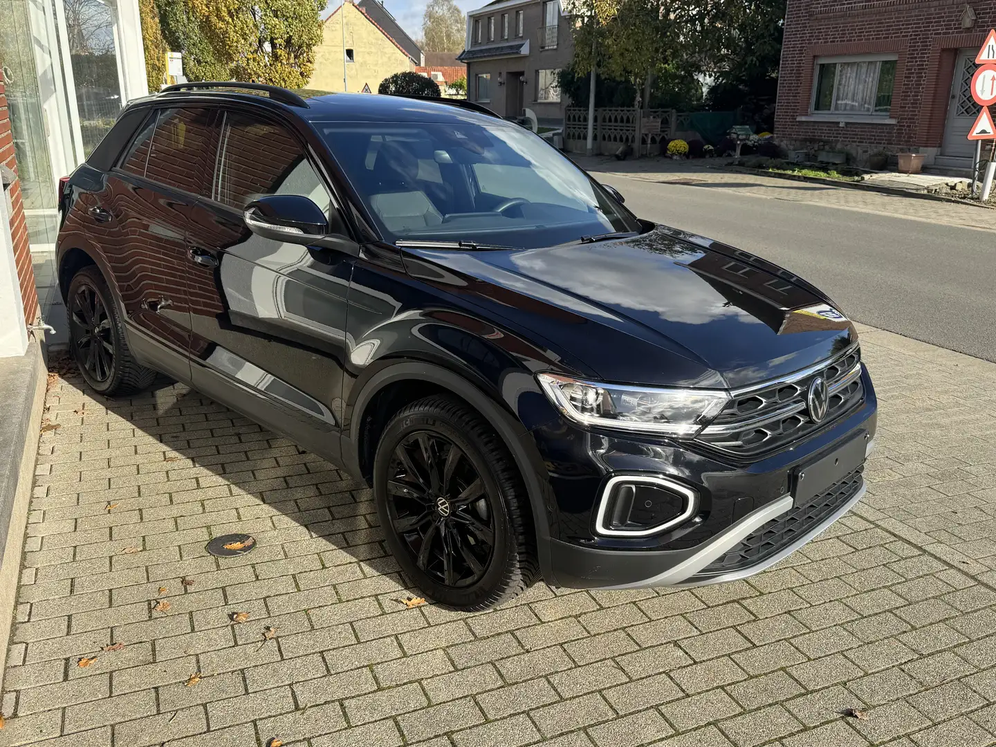 Volkswagen T-Roc 1.5 TSI 150 Pk DSG BLACK Style PANO-DAK Noir - 2