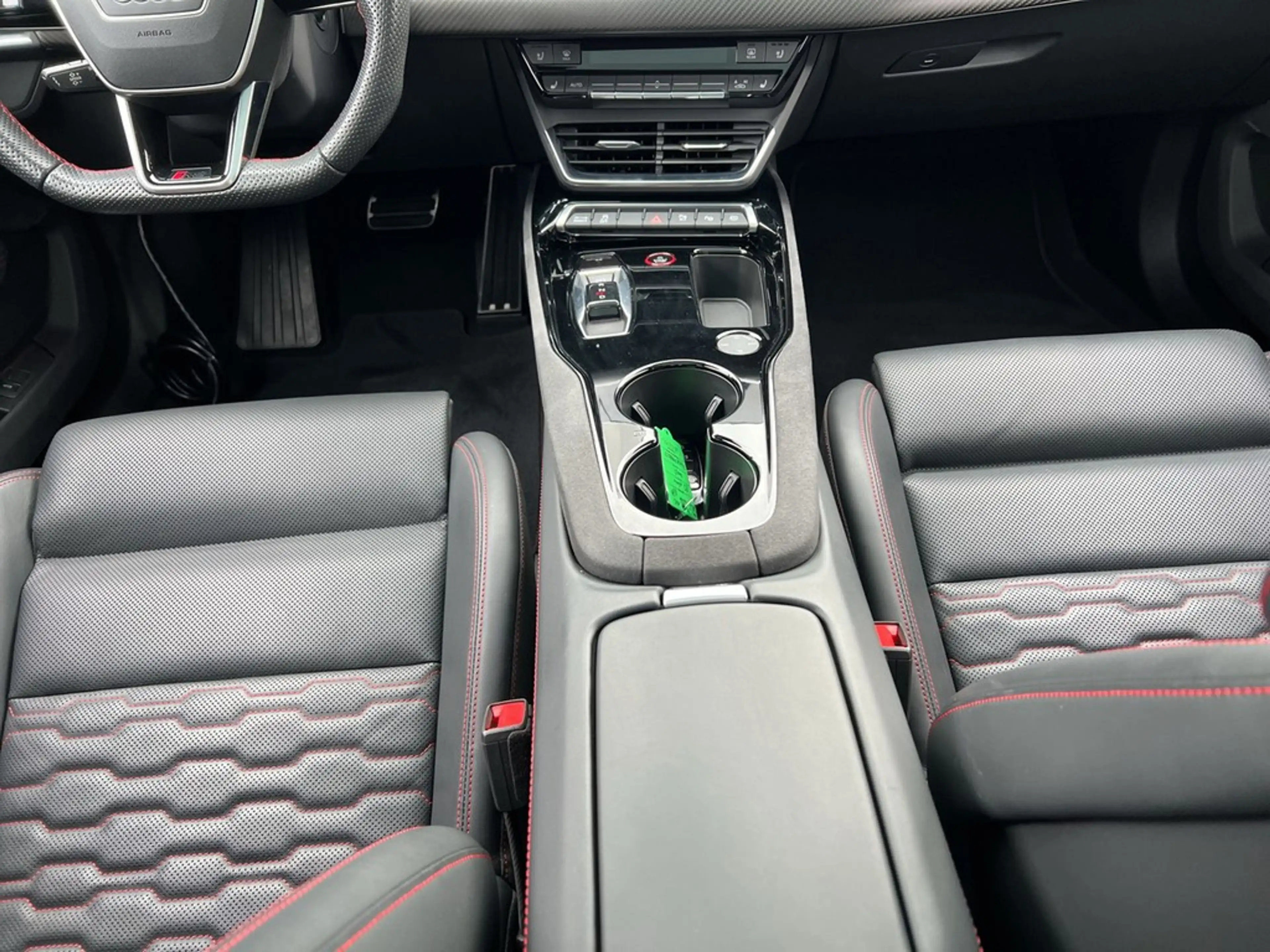 Audi e-tron GT RS quattro *Matrix*HUD*360°* — photo 10