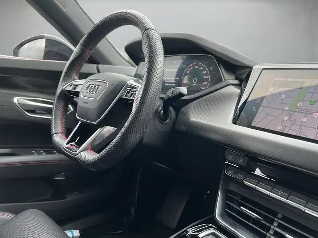 Audi E-Tron GT view 7