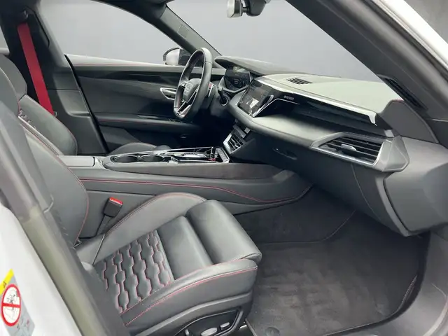 Audi E-Tron GT view 13