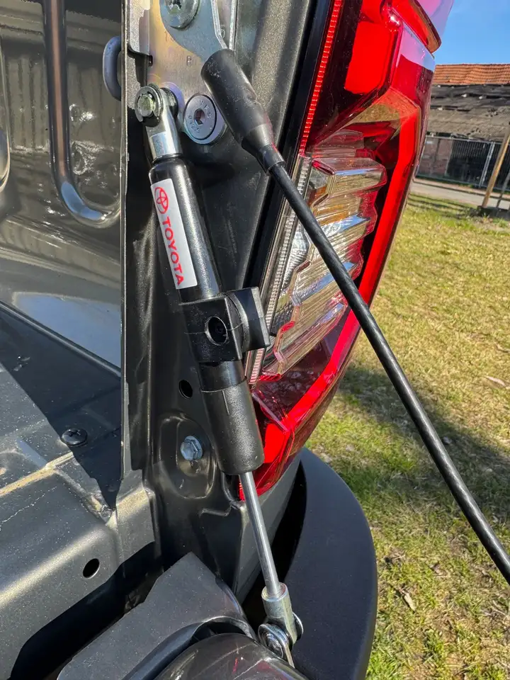 Toyota Hilux HiLux 4x4 Extra Cab Autm. Invincible 9