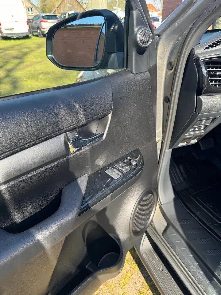 Toyota Hilux HiLux 4x4 Extra Cab Autm. Invincible 11