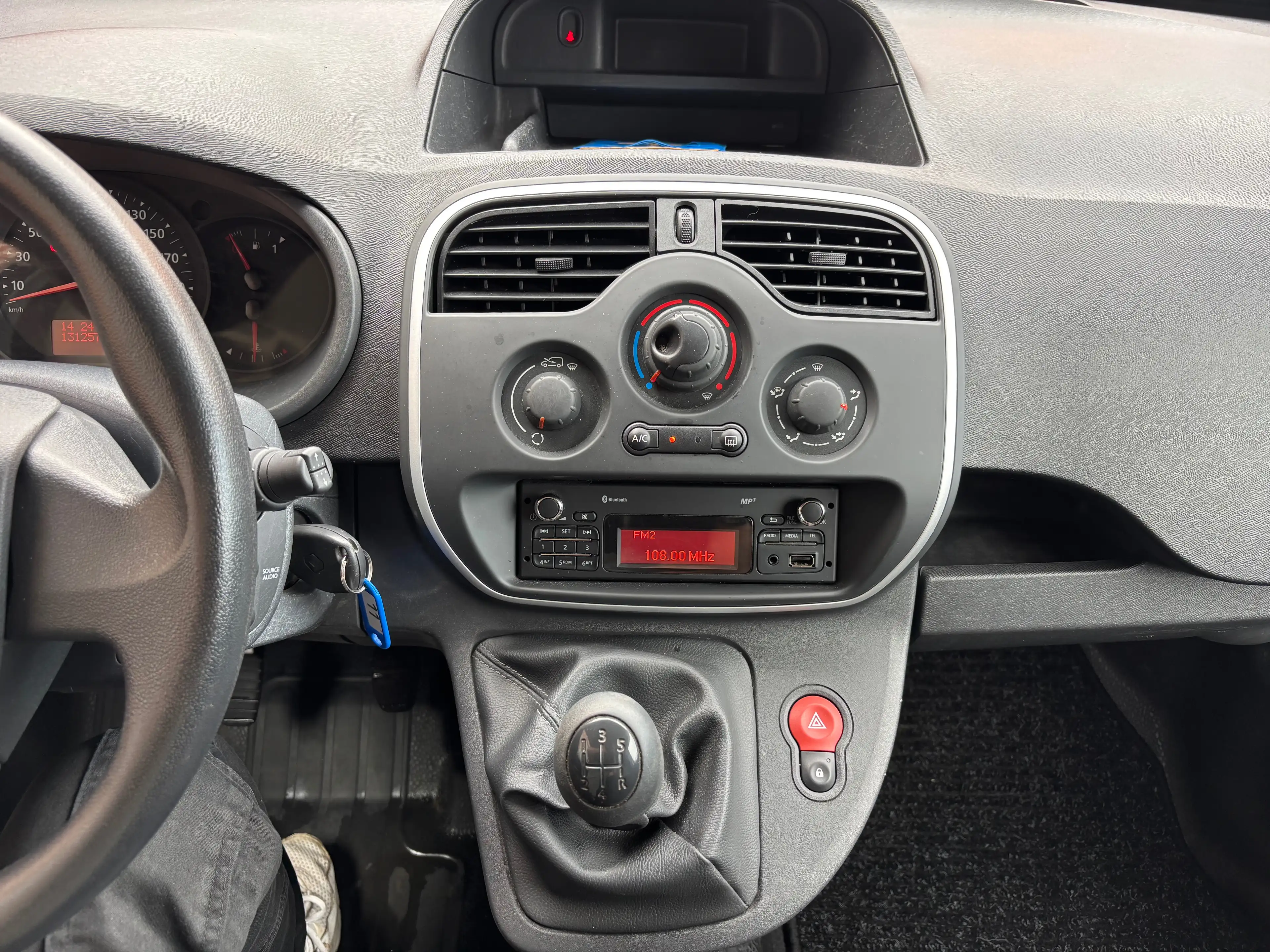 Renault Kangoo 1.5 dCi Energy kangoo maxi prêt à immatriculer ! — photo 11